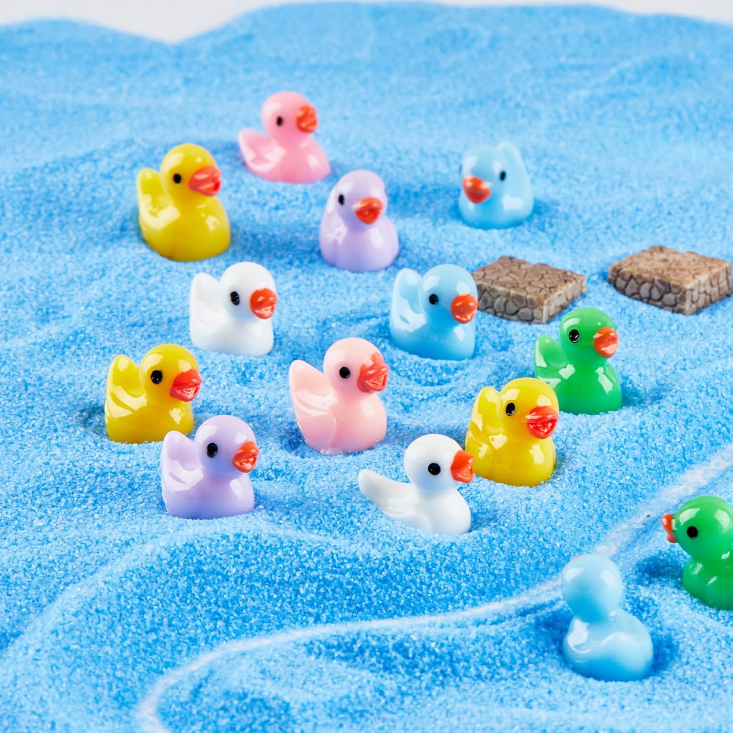 120 piezas de mini patos de resina, figuras en miniatura de pato pequeño a granel para fiestas, decoraciones de micro paisajes, adornos de acuario