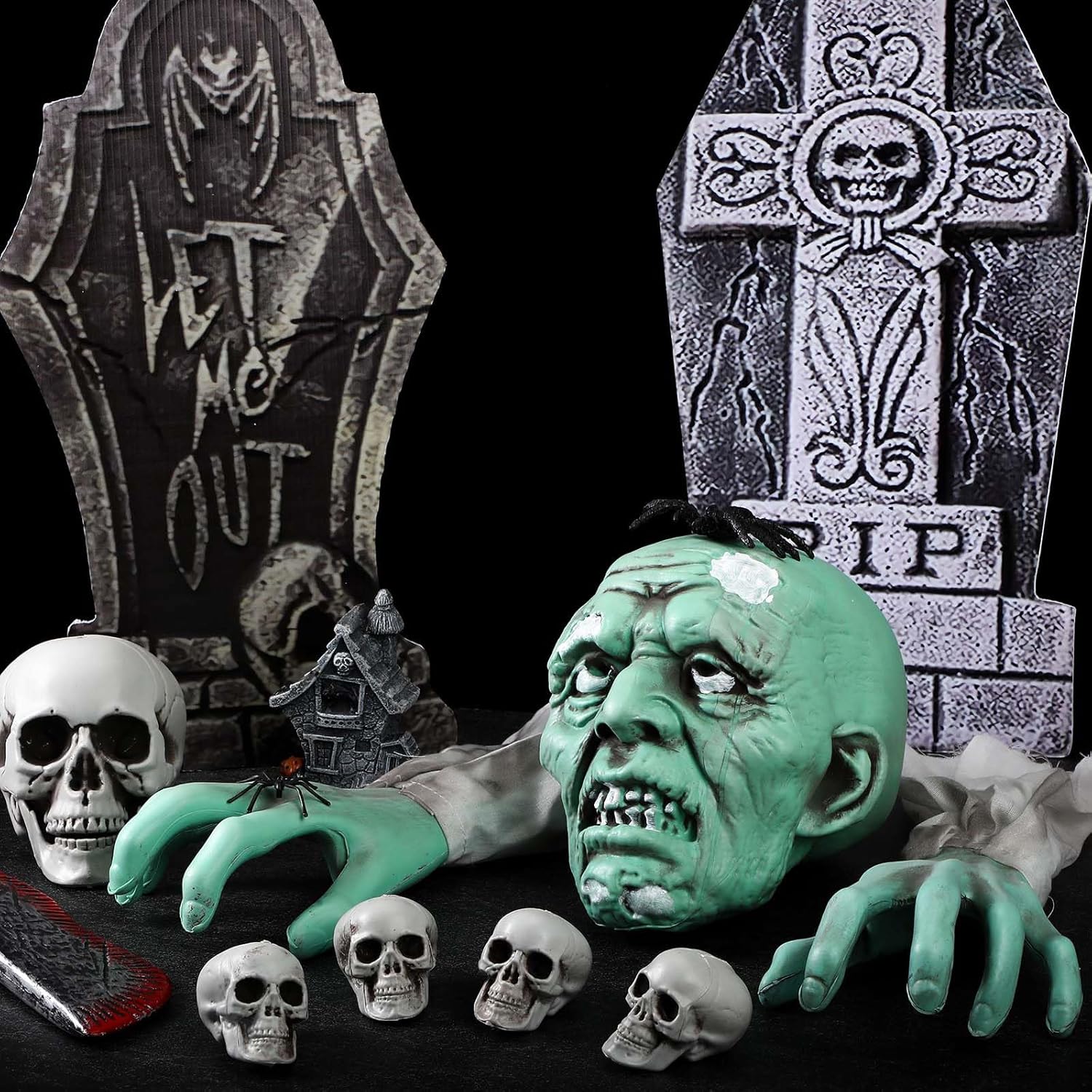 Soaoo El juego de decoración de zombi para Halloween incluye 1 estaca de esqueleto aterrador y 5 lápidas de cementerio de espuma de Halloween de 17