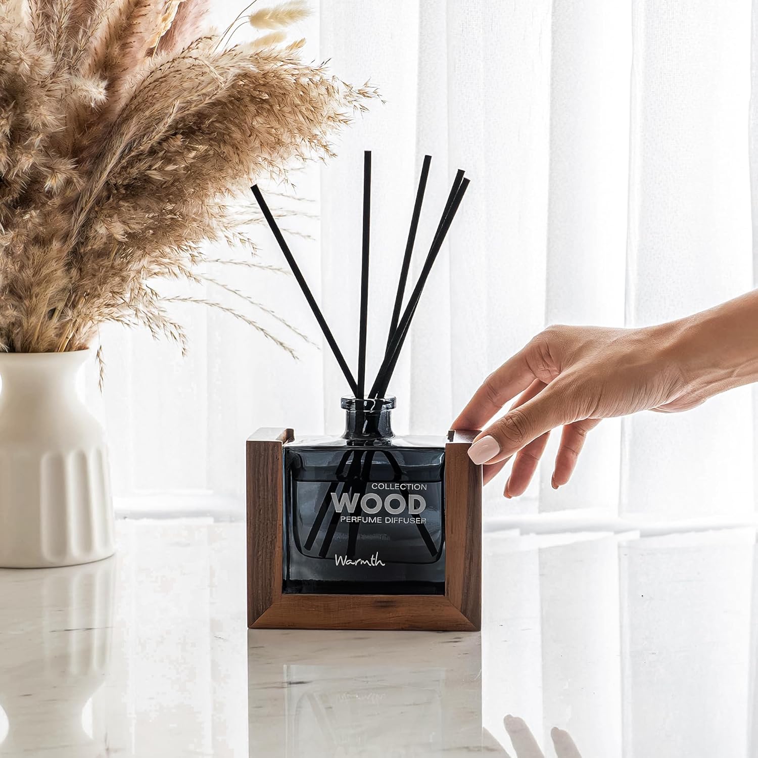 Scent Décor Juego de difusor de varillas de lujo para el hogar, con varillas perfumadas y recarga de aceite esencial en botella de vidrio, marco de
