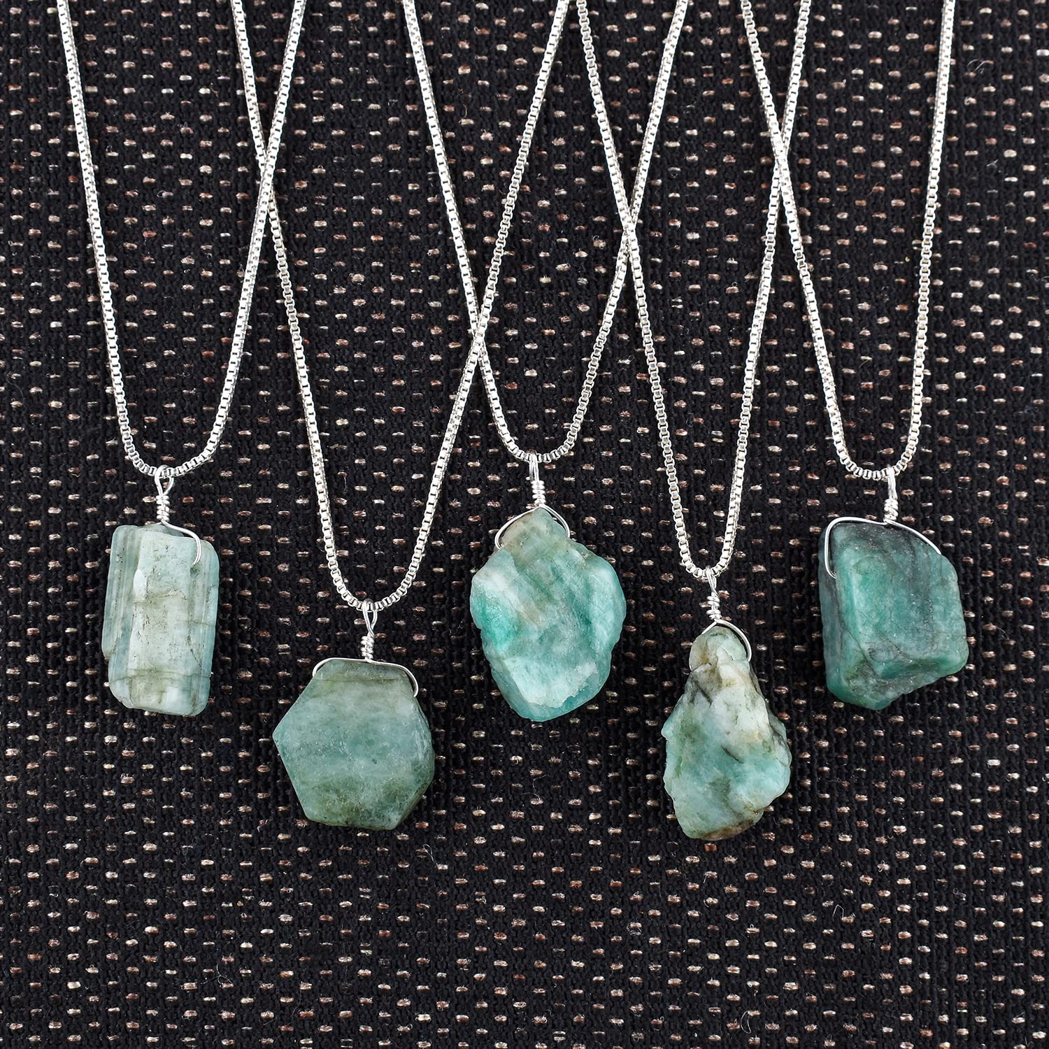 YANARA Natural Raw Green Emerald Stone Rough Crystal Gemstone Dainty Women Pendant Necklace, Chakra Healing Crystals, Birthstone, Silver Plated