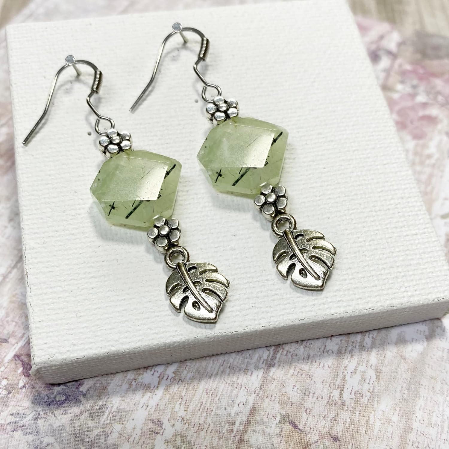 Pétalos de flores planas joyería espaciador cuentas hallazgos de joyería abalorios surtido de bricolaje accesorios para pulseras, collares,