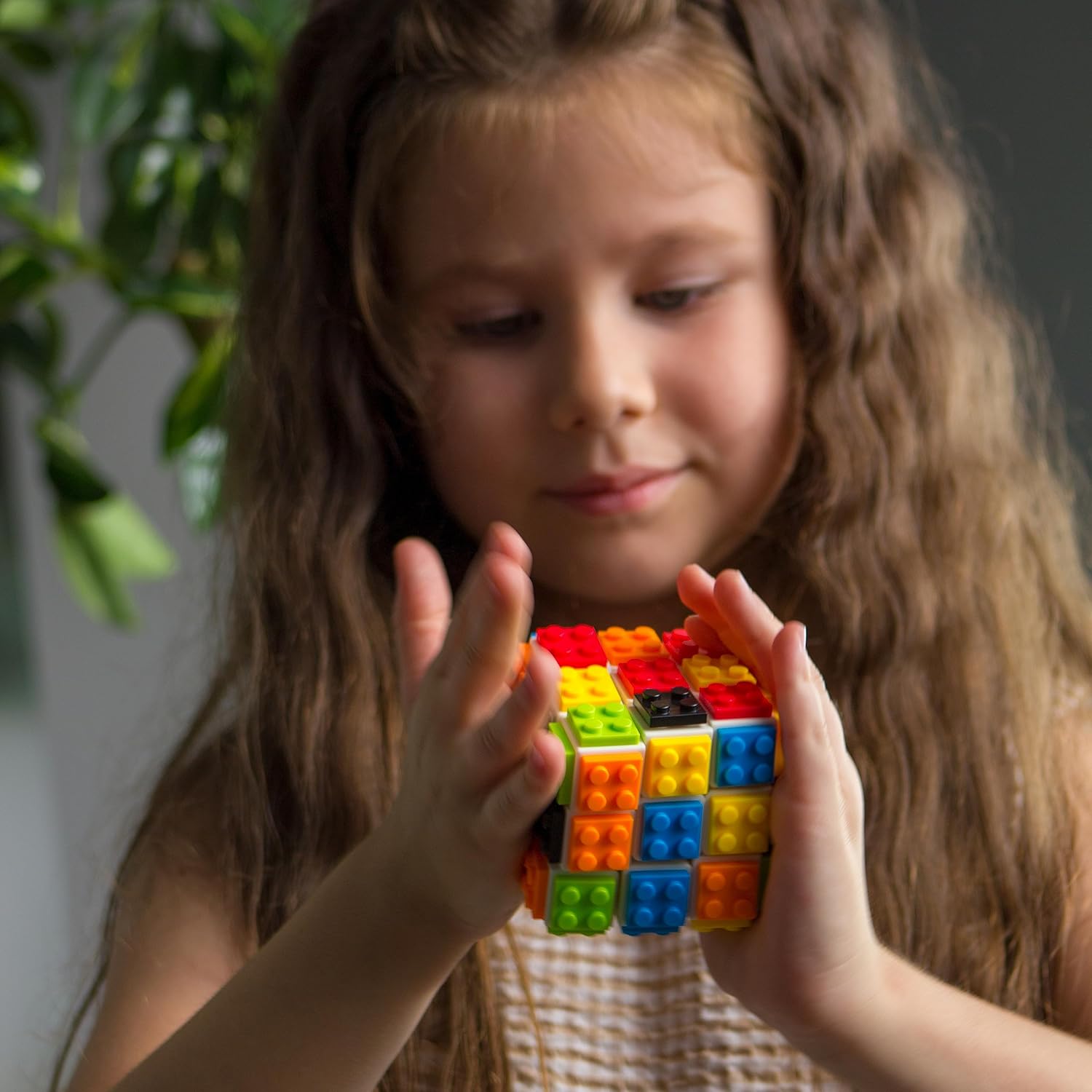 TOYAMBA Cubo de ladrillo con bloques de construcción, mini juguete incluido, compatible con Lego Cube, inspirado en Rubix Cube para niños, juguete