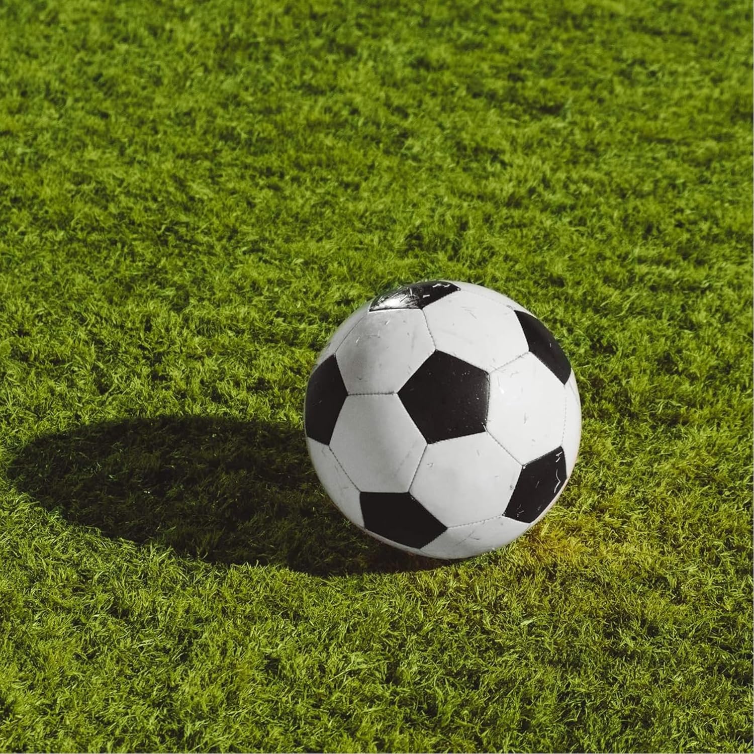 UERMAPTE Soccer Ball Size 5 Classic Black&White Soccer Ball Sports Training Ball Lawn Indoor Outdoor Play BallsKids Gift