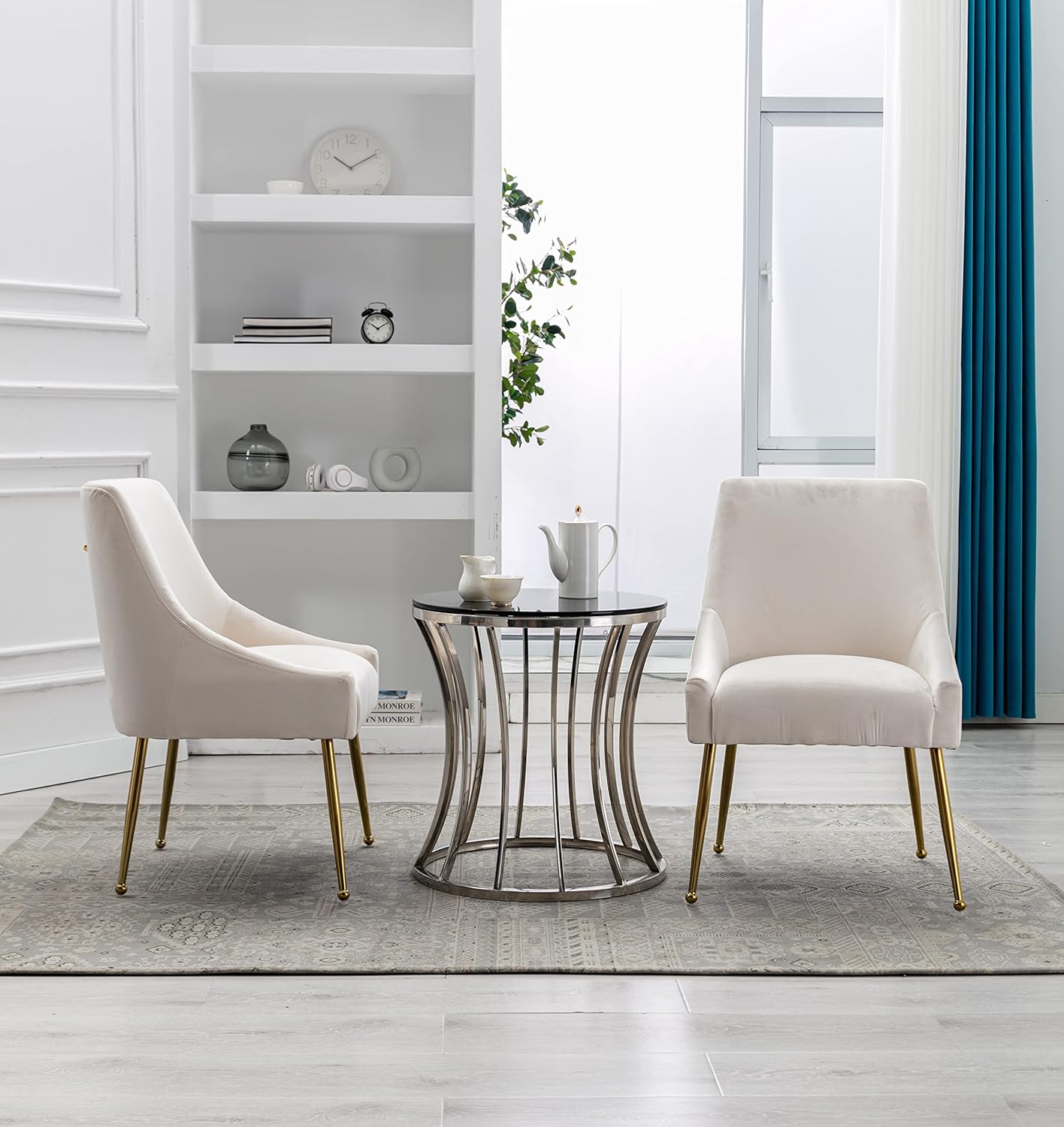 Juego de 2 sillas de comedor de terciopelo, colección de muebles tapizadas modernas y contemporáneas con patas de metal dorado pulido (beige)