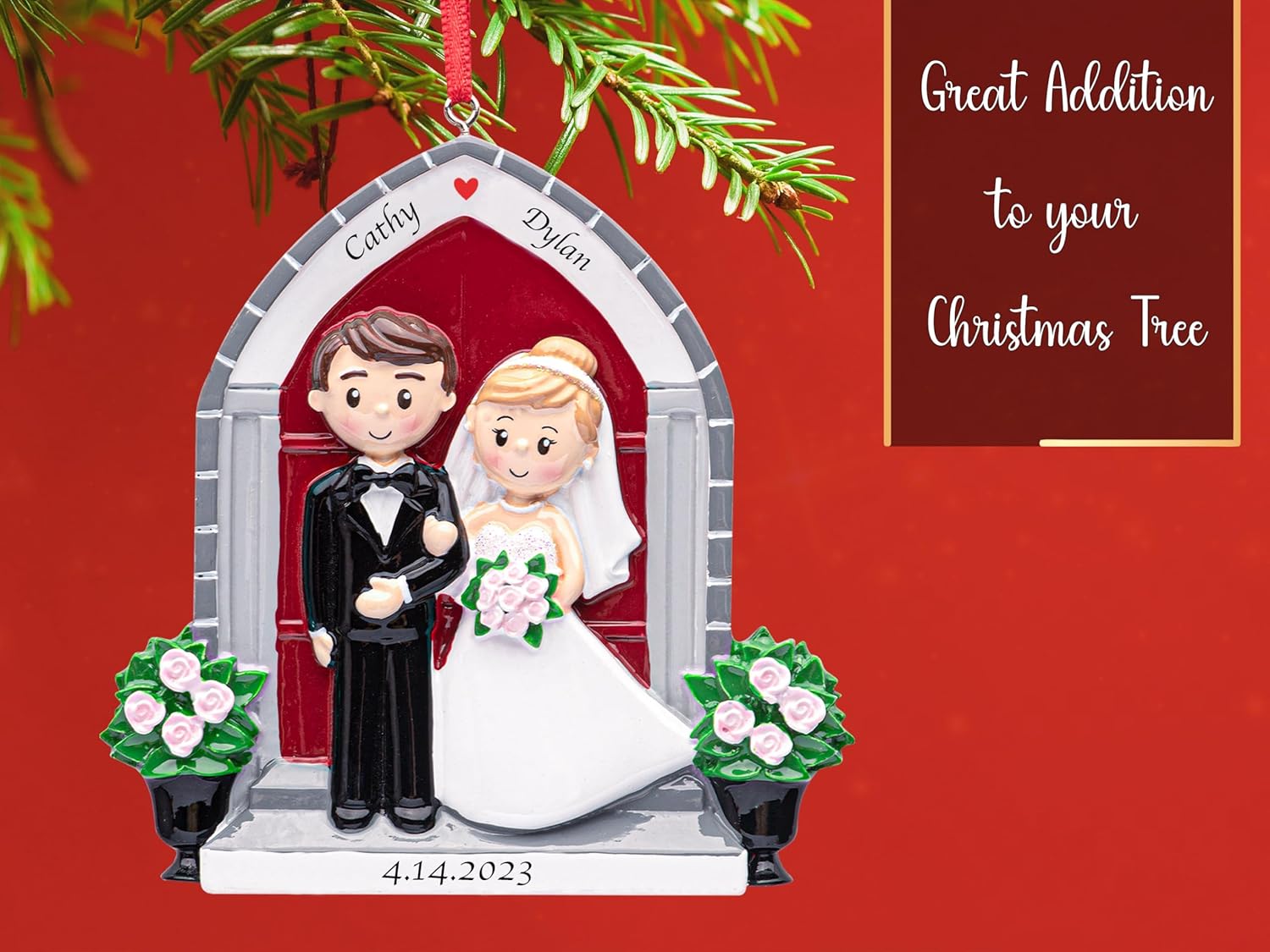 UniqXmas Adorno personalizado de nuestro primer matrimonio de Navidad 2023  Novio personalizado frente a la iglesia para el árbol de Navidad  Pareja