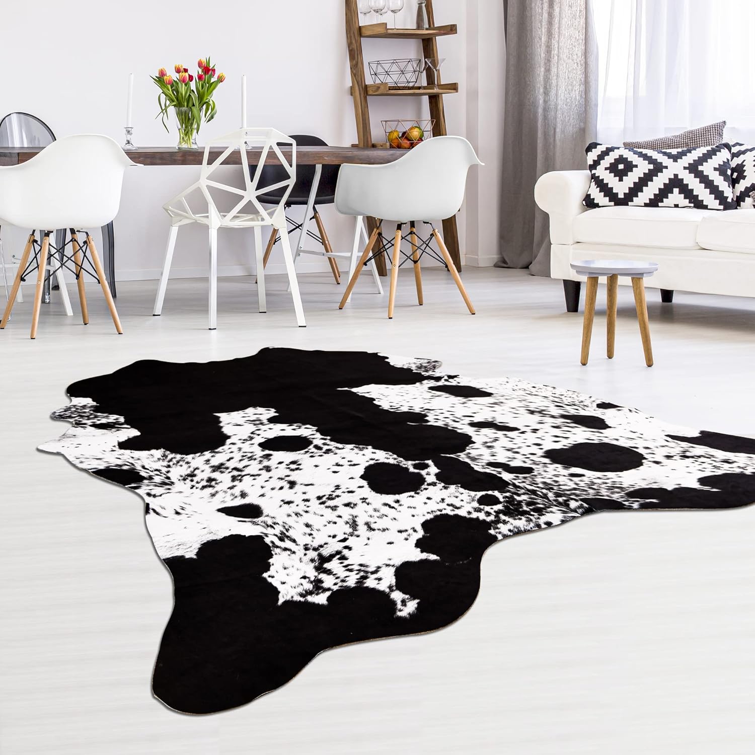 Rostyle Alfombra de piel de vaca sintética de 6.2 x 5.2 pies, bonita alfombra de piel de vaca para sala de estar, dormitorio, decoración occidental