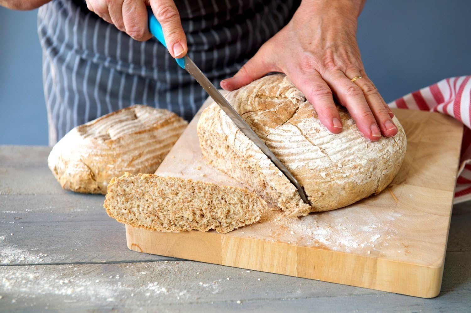 Banneton Brotform – Cesta redonda de ratán a prueba de masa de pan de 9.8 pulgadas, hecha a mano con tela de lino  9.8 x 3.3 in