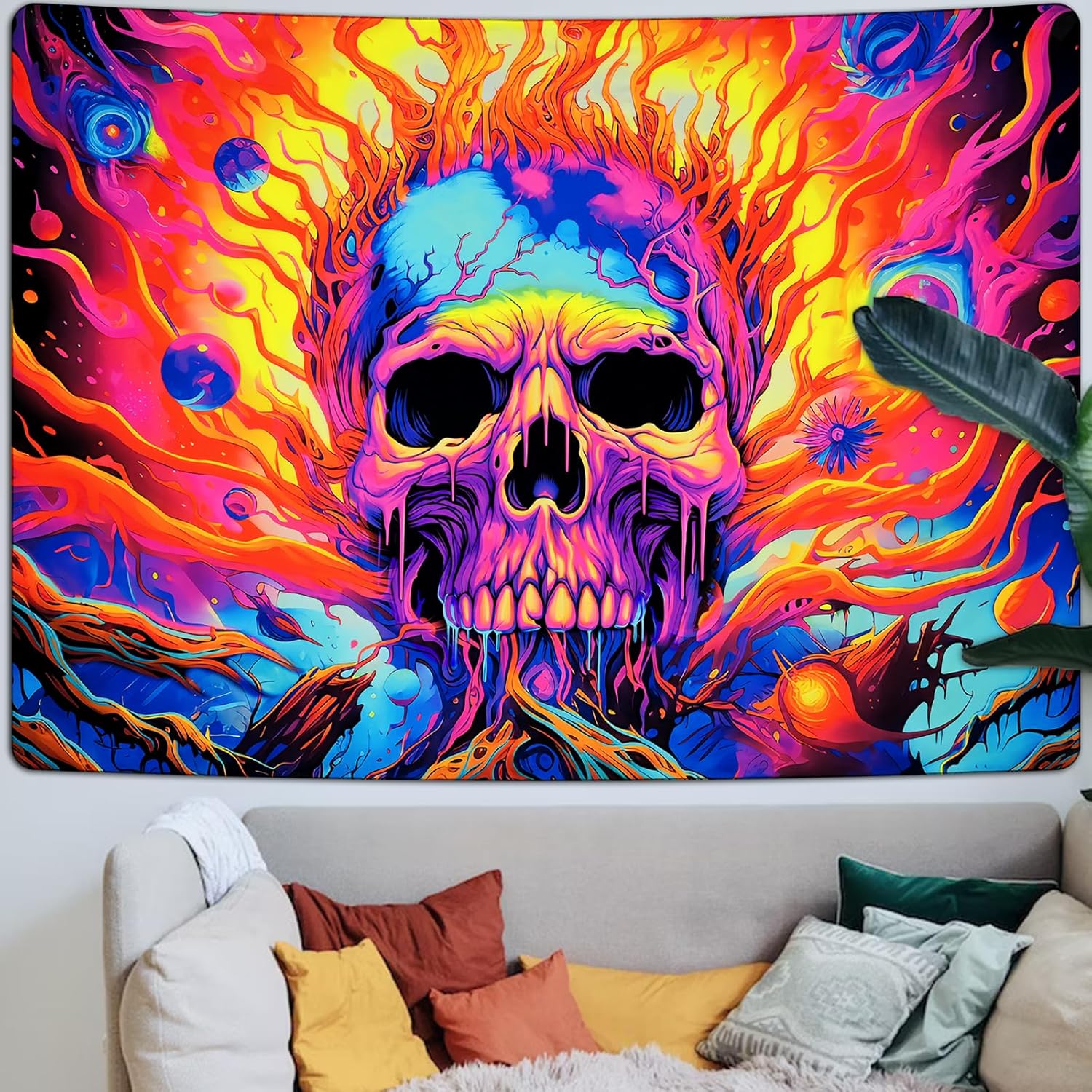 Uspring Tapiz de calavera con luz negra, coloridos llamas, tapices de ramas de árbol de Halloween, tapiz que brilla en la oscuridad, tapiz estético