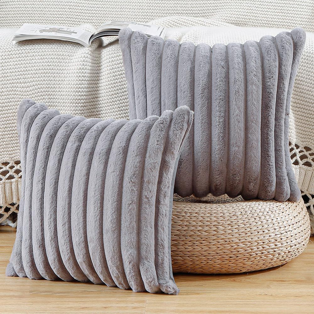 MADIZZ Juego de 2 fundas de cojín decorativas de felpa de lana sintética de 16 x 16 pulgadas, color gris, a rayas, suaves, decorativas, para sofá,