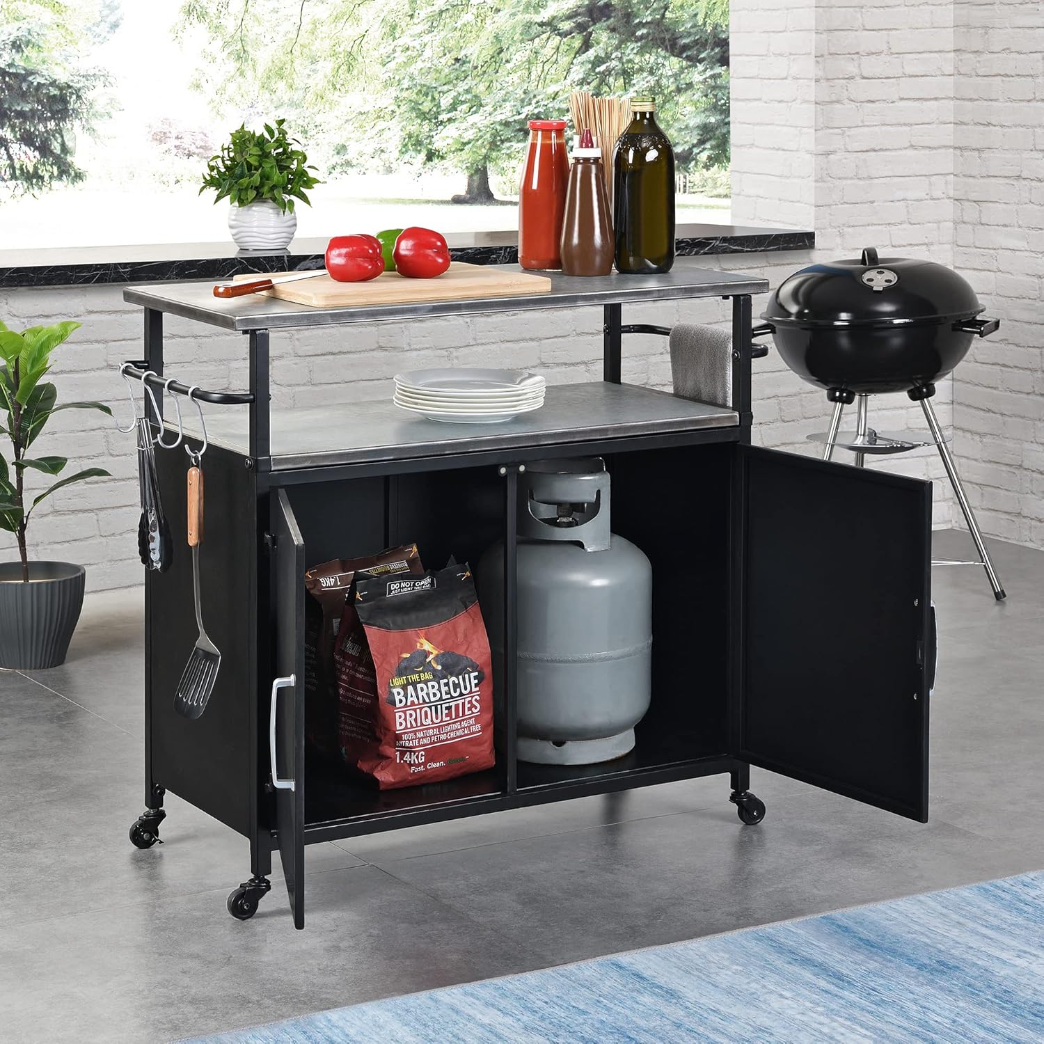 FirsTime & Co. Nuevo y mejorado Black Davidson – Carro de cocina para exteriores, mesa de patio portátil, mesa de trabajo de metal para preparación