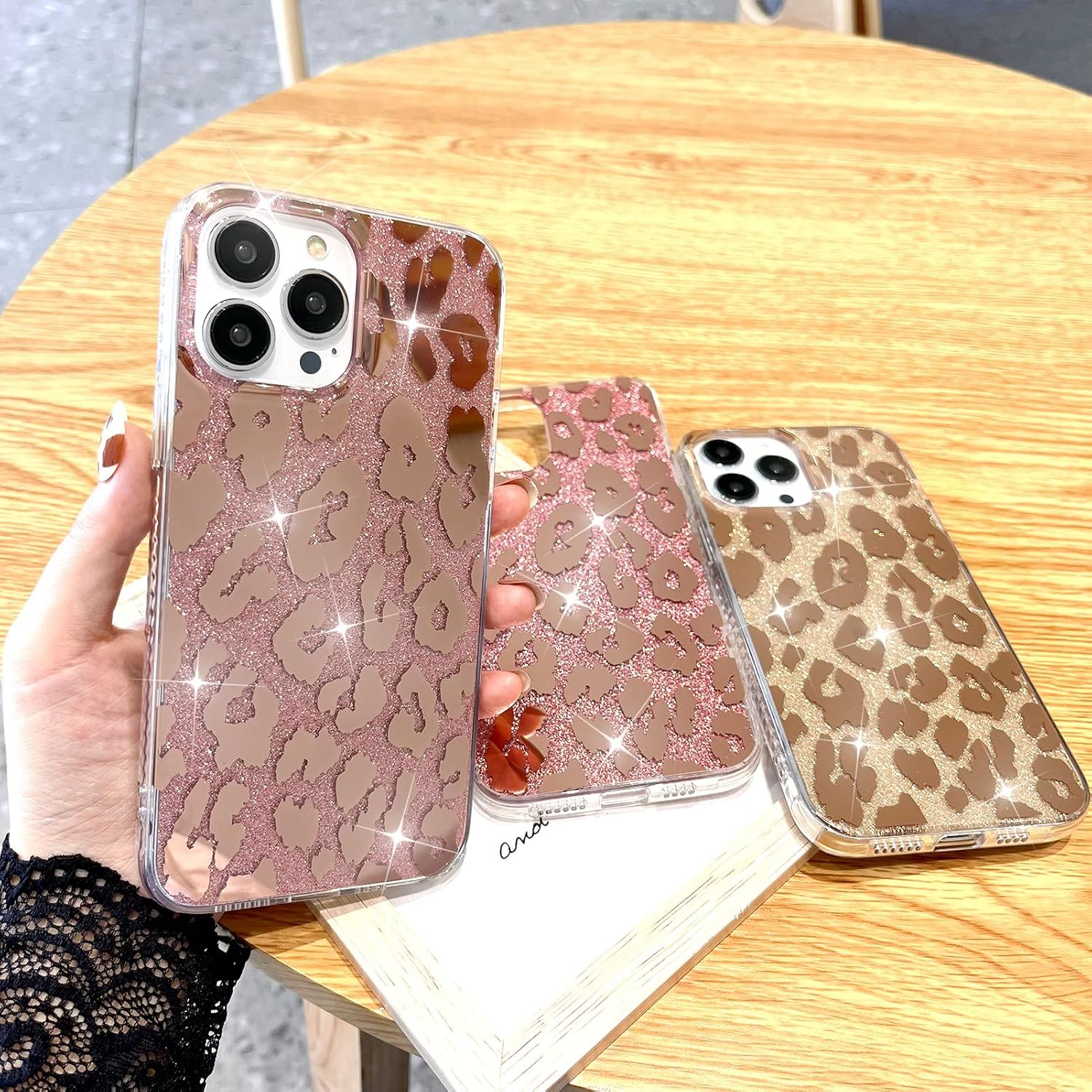 ZIYE Funda compatible con iPhone 13 Pro Max, funda de lujo chapada en leopardo con estampado de guepardo dorado para mujer, funda reforzada a prueba