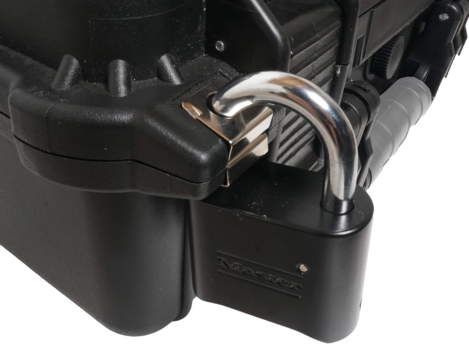 Case Club 3 pistolas y accesorios y hasta 23 cargadores precortados estuche impermeable con gel de sílice para ayudar a prevenir el óxido de la