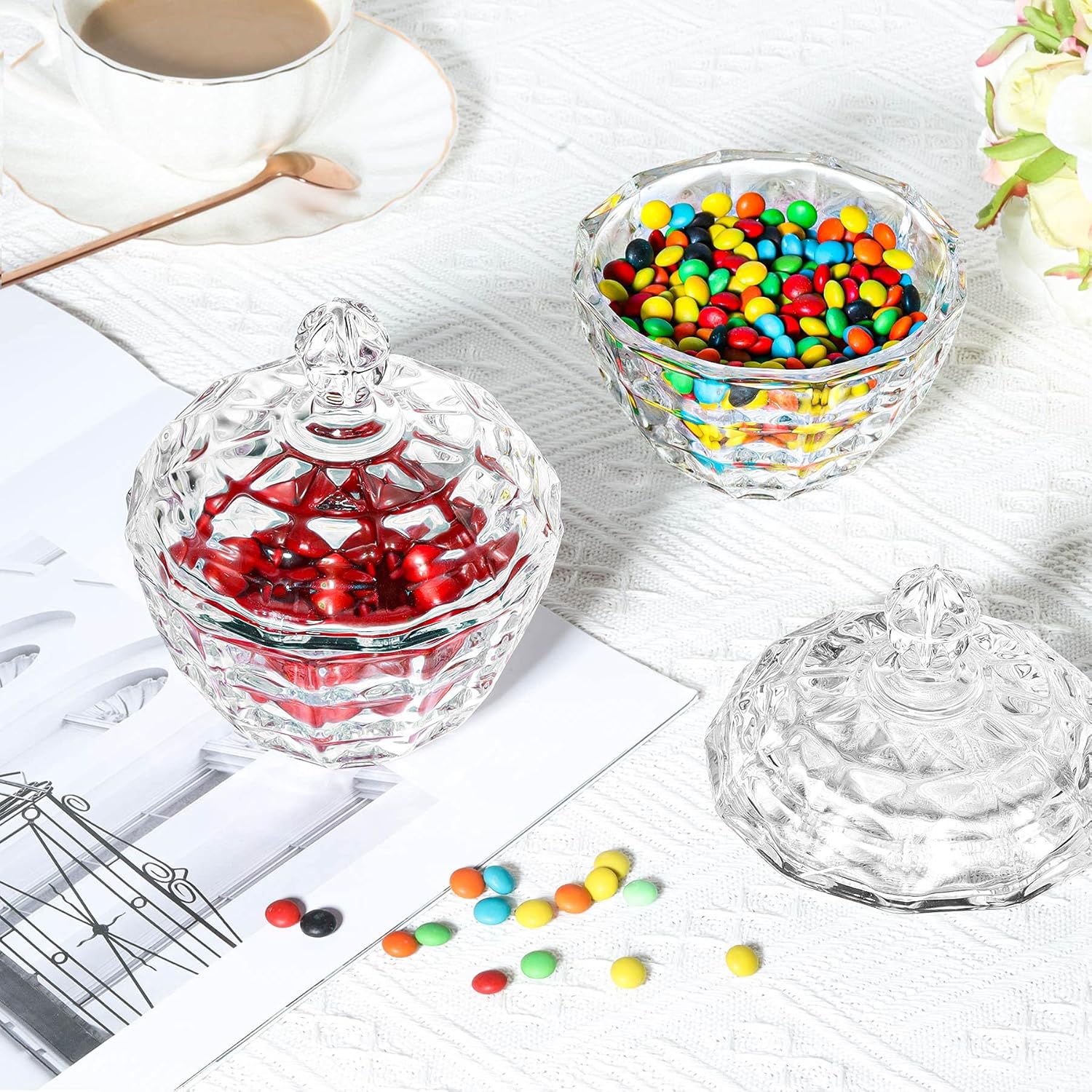 ComSaf Plato de cristal para dulces con tapa, cuenco decorativo para dulces, tarro de caramelo cubierto de cristal para escritorio de oficina en