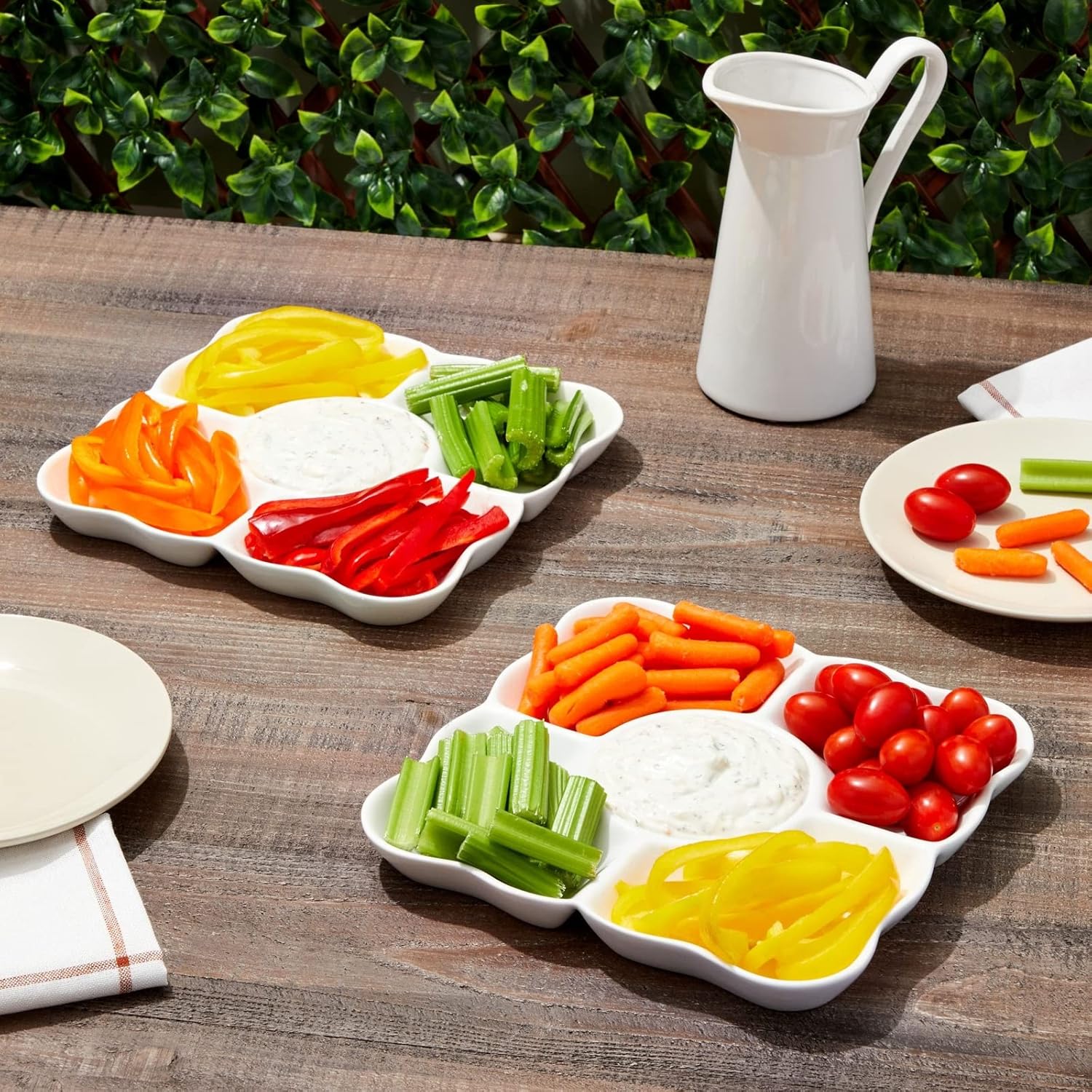Juvale Juego de 2 bandejas de porcelana para servir aperitivos, platos divididos reutilizables de 5 compartimentos para tablas de charcutería,