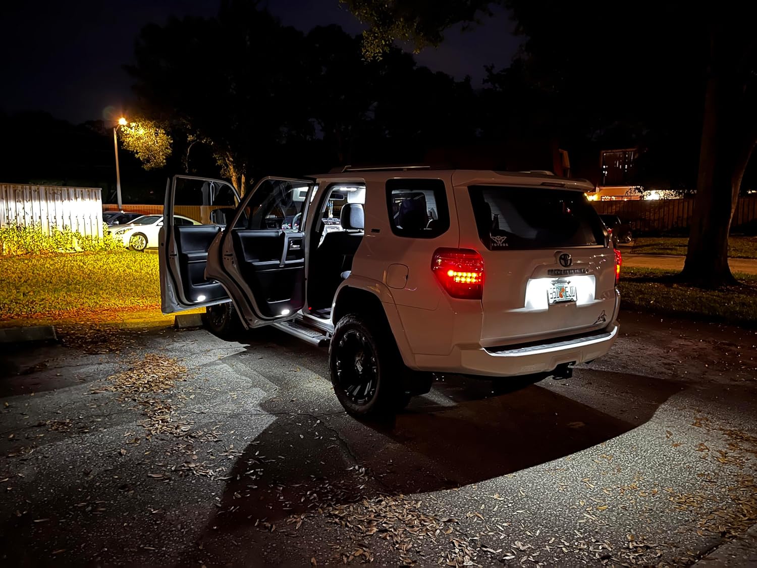 Luces interiores LED blancas para Toyota 4Runner 2010-2023, 16 piezas, 6000 K, superbrillantes, serie 3014, SMD, mapa, puerta, espejo de tocador,