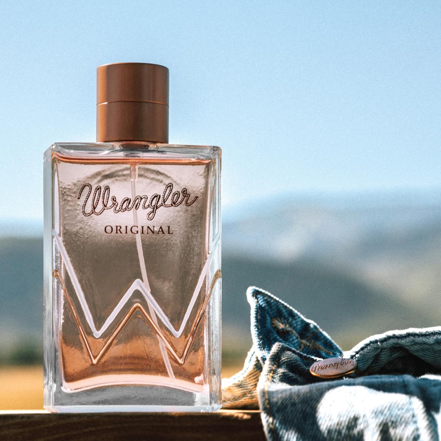 Wrangler Perfume original para ella por Tru Western, 2.5 onzas líquidas, frutas azucaradas, agrio, vibrante.
