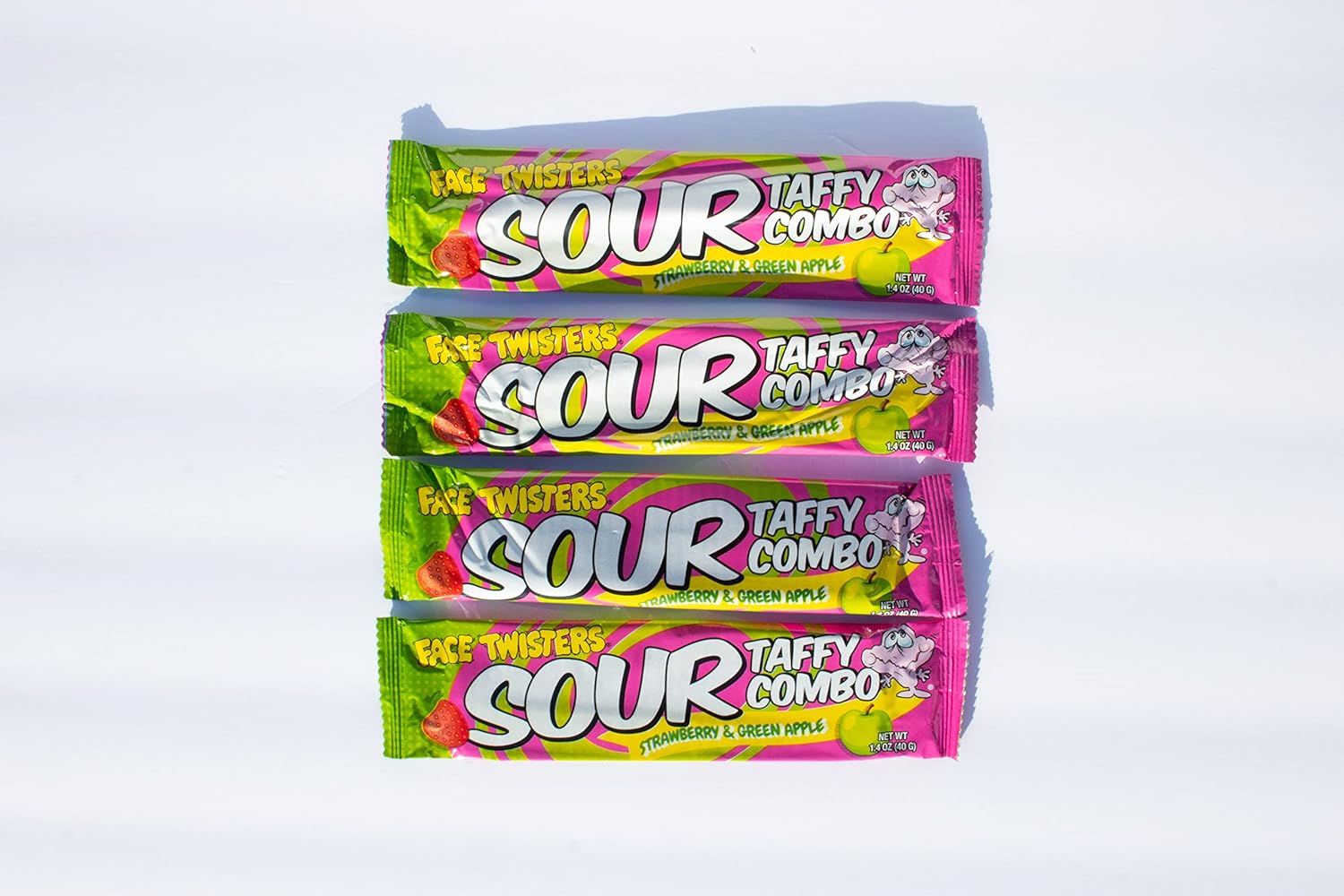 Face Twisters Sour Taffy Combo de fresa y manzana verde  Paquete de 4 barras grandes de caramelo agrio