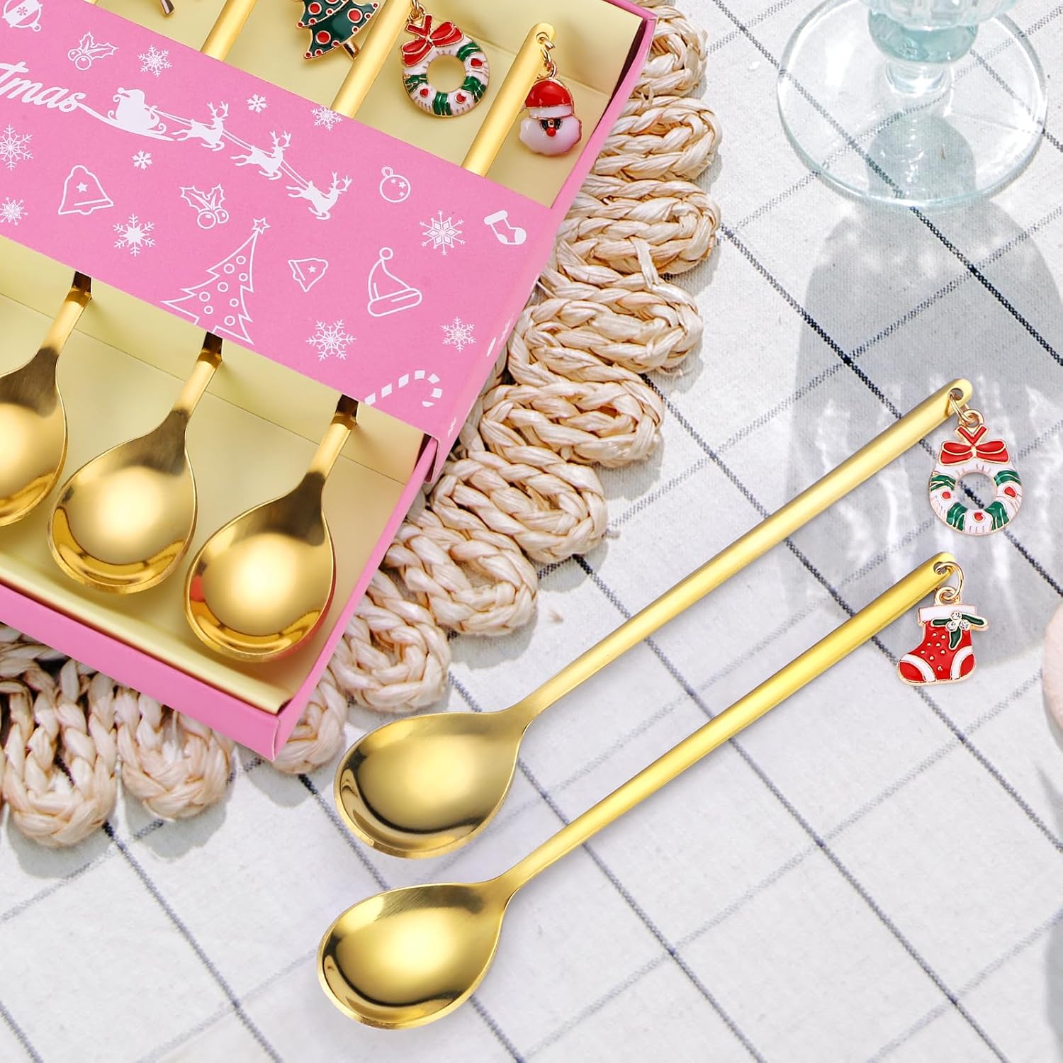 Cucharas de café doradas de acero inoxidable para Navidad, regalo de Navidad para decoraciones festivas, juego de 6 para revolver el té y utensilios