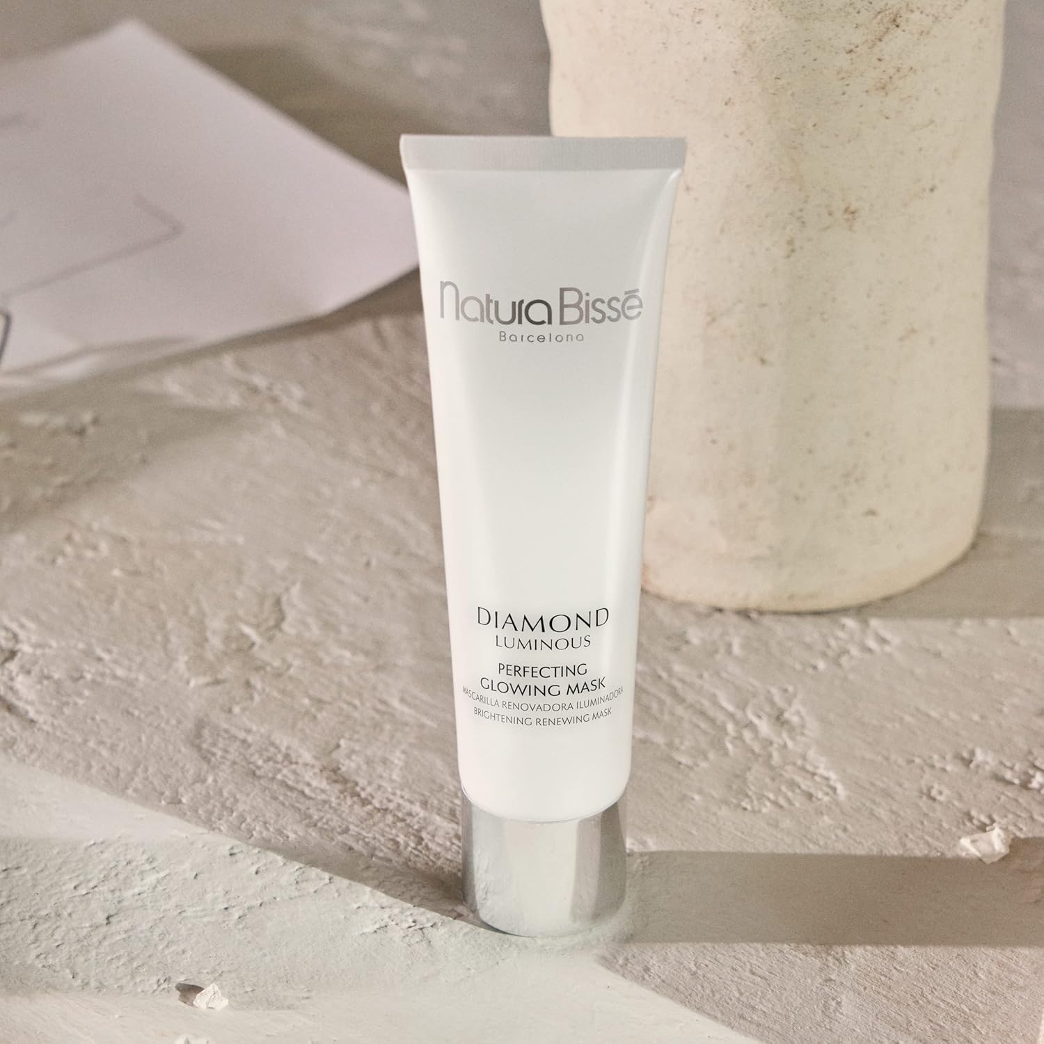 Natura Bissé Diamond Luminous Perfecting Glowing Mask – Máscara facial iluminadora hidrata, ilumina y suaviza, 3.5 onzas