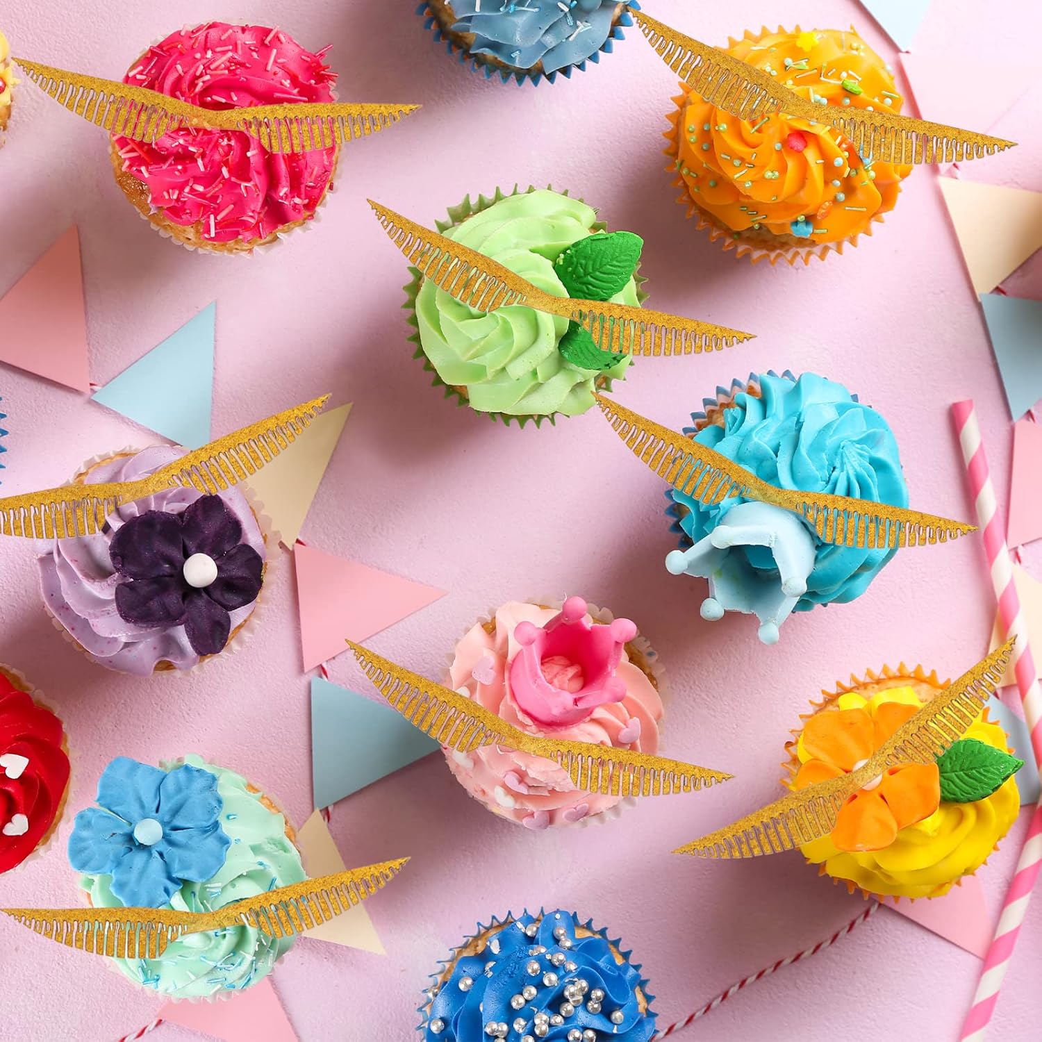 50 alas doradas de snitch para fiesta de mago, decoración de cupcakes, alas de Snitch Wings Wafer Cupcake Toppers con 50 puntos de pegamento,