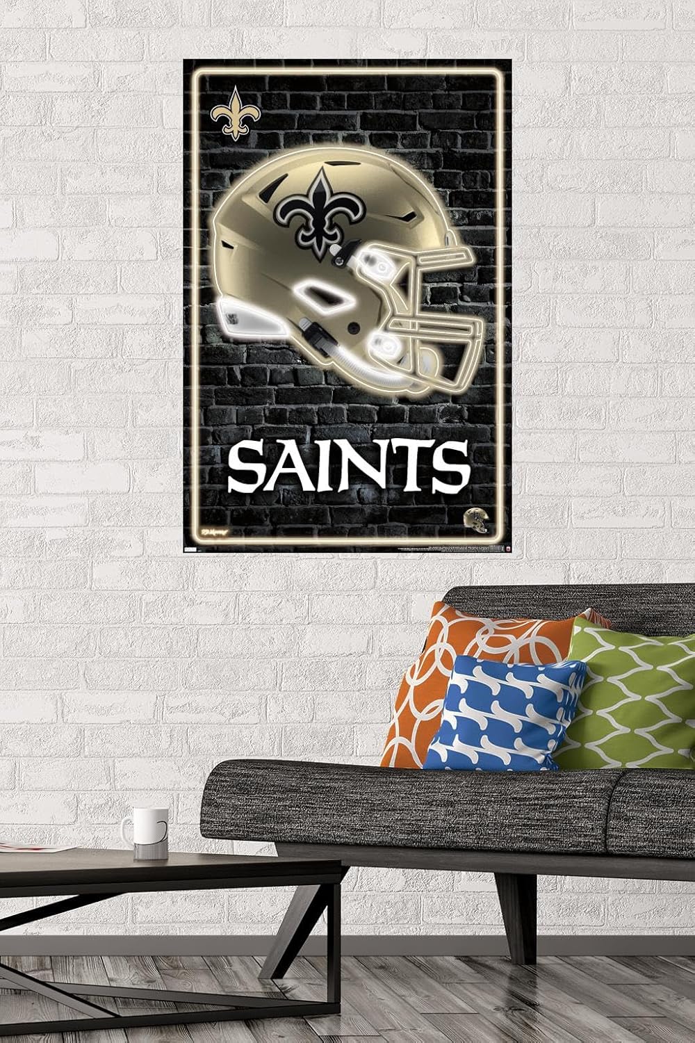 Trends International NFL New Orleans Saints – Póster de pared con casco neón 23