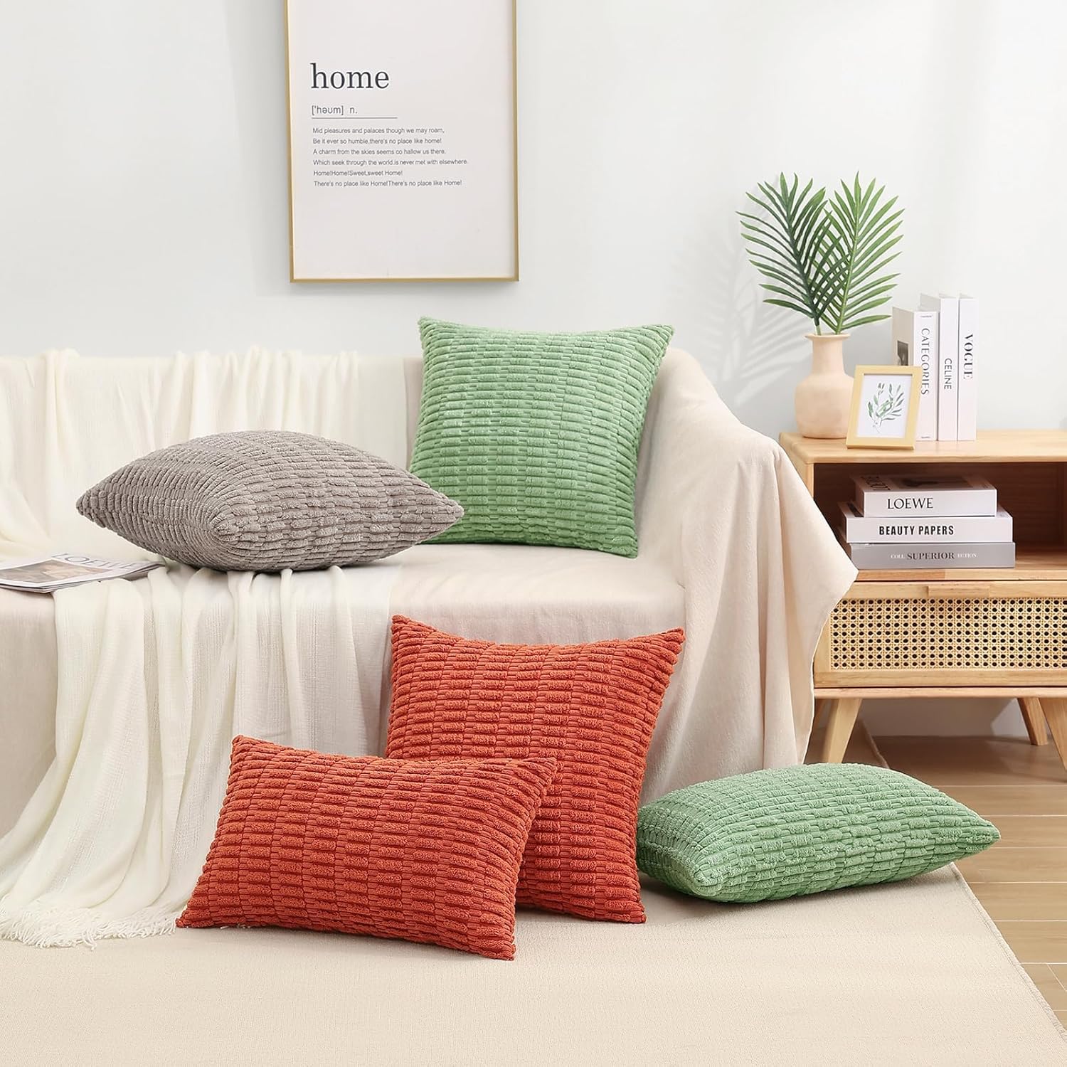 decorUhome Juego de 2 fundas de almohada decorativas de color verde salvia de 16 x 16 pulgadas, fundas de almohada cuadradas de pana suave a rayas