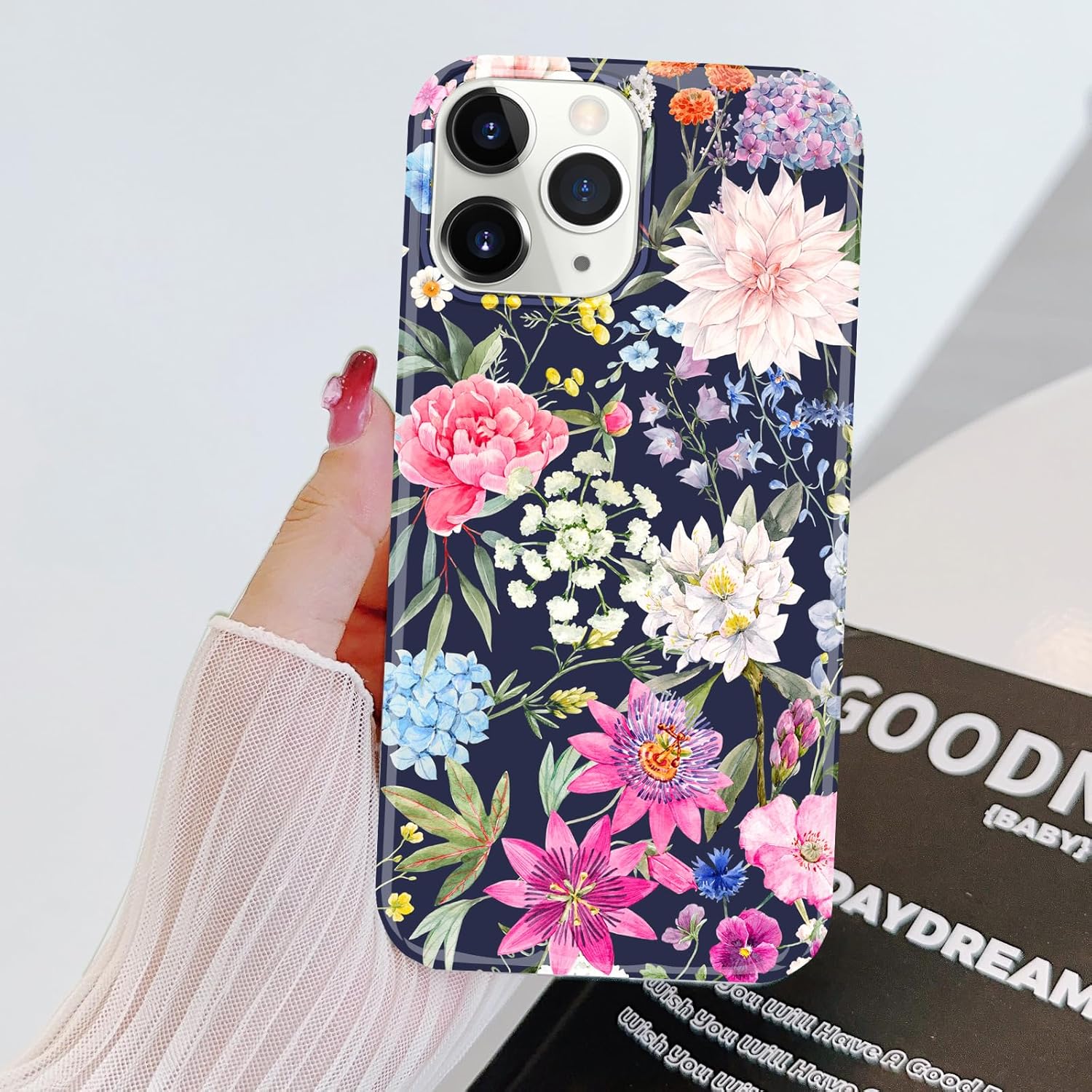 J.west Funda para iPhone 15 Pro Max de 6.7 pulgadas, a prueba de golpes, TPU para jardín, floral, para mujeres y niñas, diseño de flores secretas,