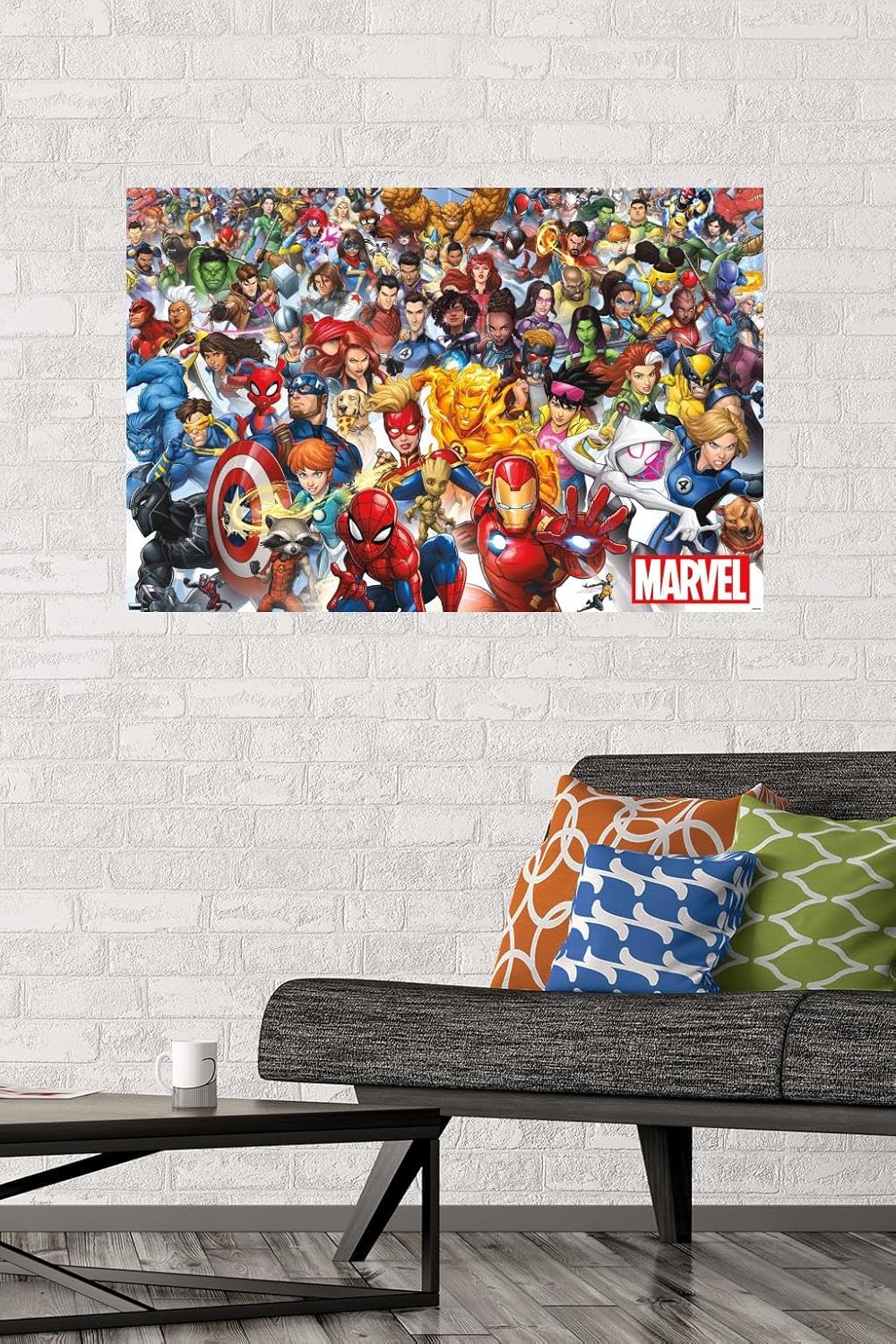 Trends International Póster de pared de Marvel Comics – The Marvel Lineup 2023