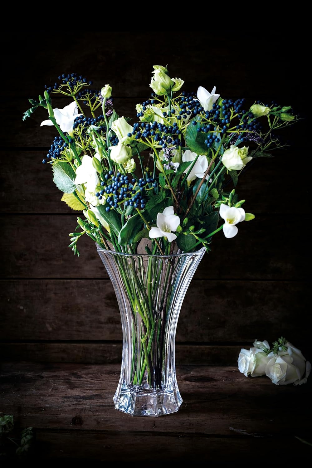 Nachtmann Saphir Collection – Florero de cristal, 10.6 pulgadas, florero de cristal decorativo para flores, decoración del hogar y centros de mesa,