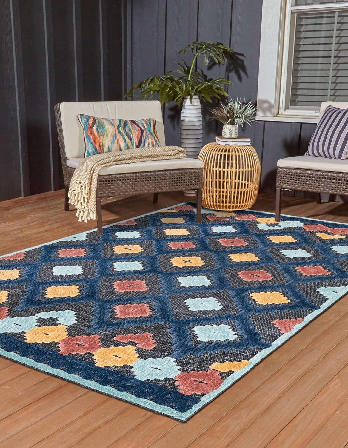 Unique Loom Belize Outdoor Collection – Alfombra rectangular de 2 x 3 pies 1 pulgada, color carbón y azul marino