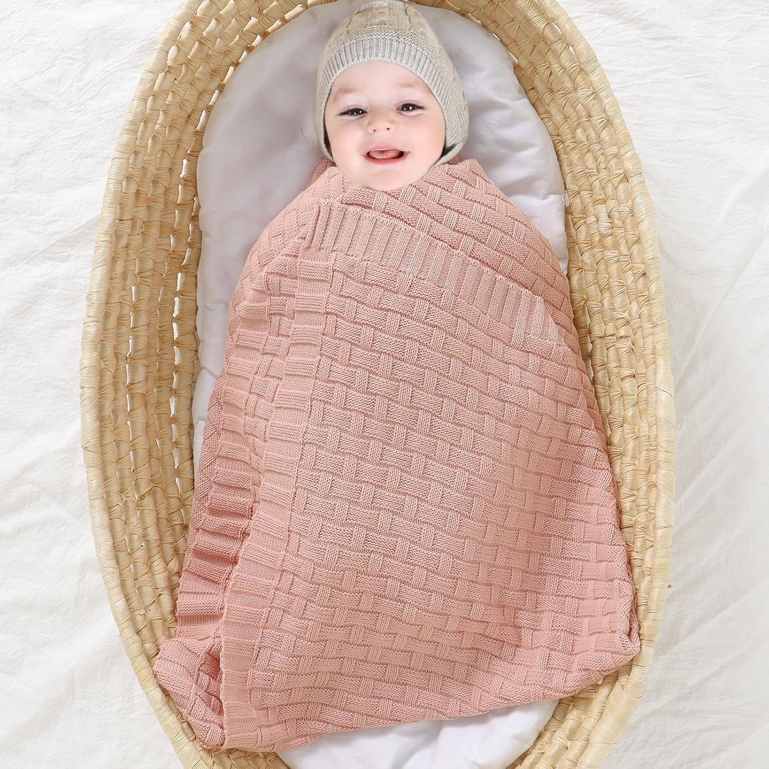 Baby Essentials – Manta para bebé, suave y acogedora, 100% algodón, tejido de punto trenzado, para niños y niñas, color rosa