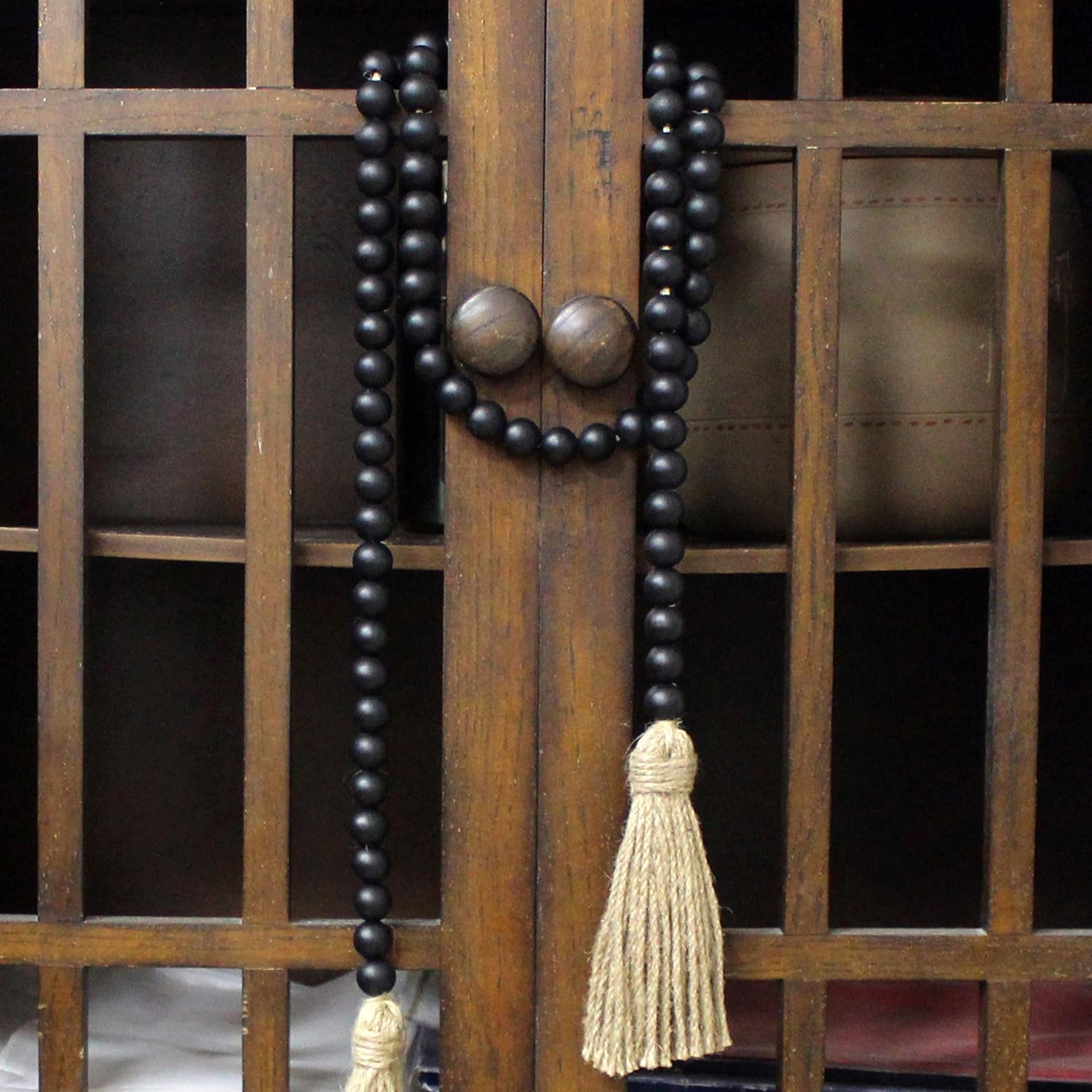 CVHOMEDECO. Guirnalda de cuentas de madera con borlas de madera rústica para decoración de festivales en el hogar, color negro