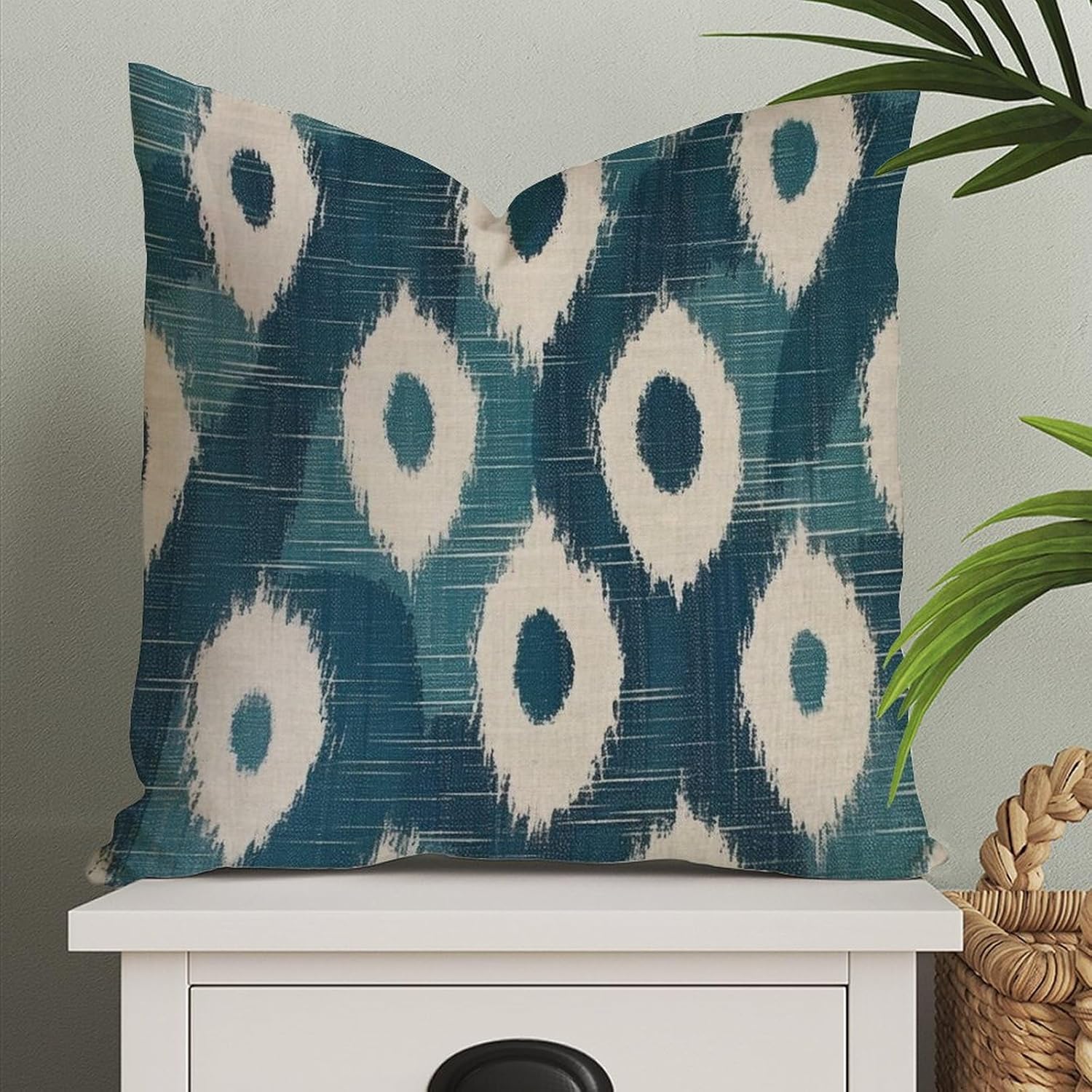 Funda de almohada estilo europeo Ikat azul índigo crema estilo chinoiserie, funda de cojín asiática de 18 x 18 pulgadas, funda de almohada