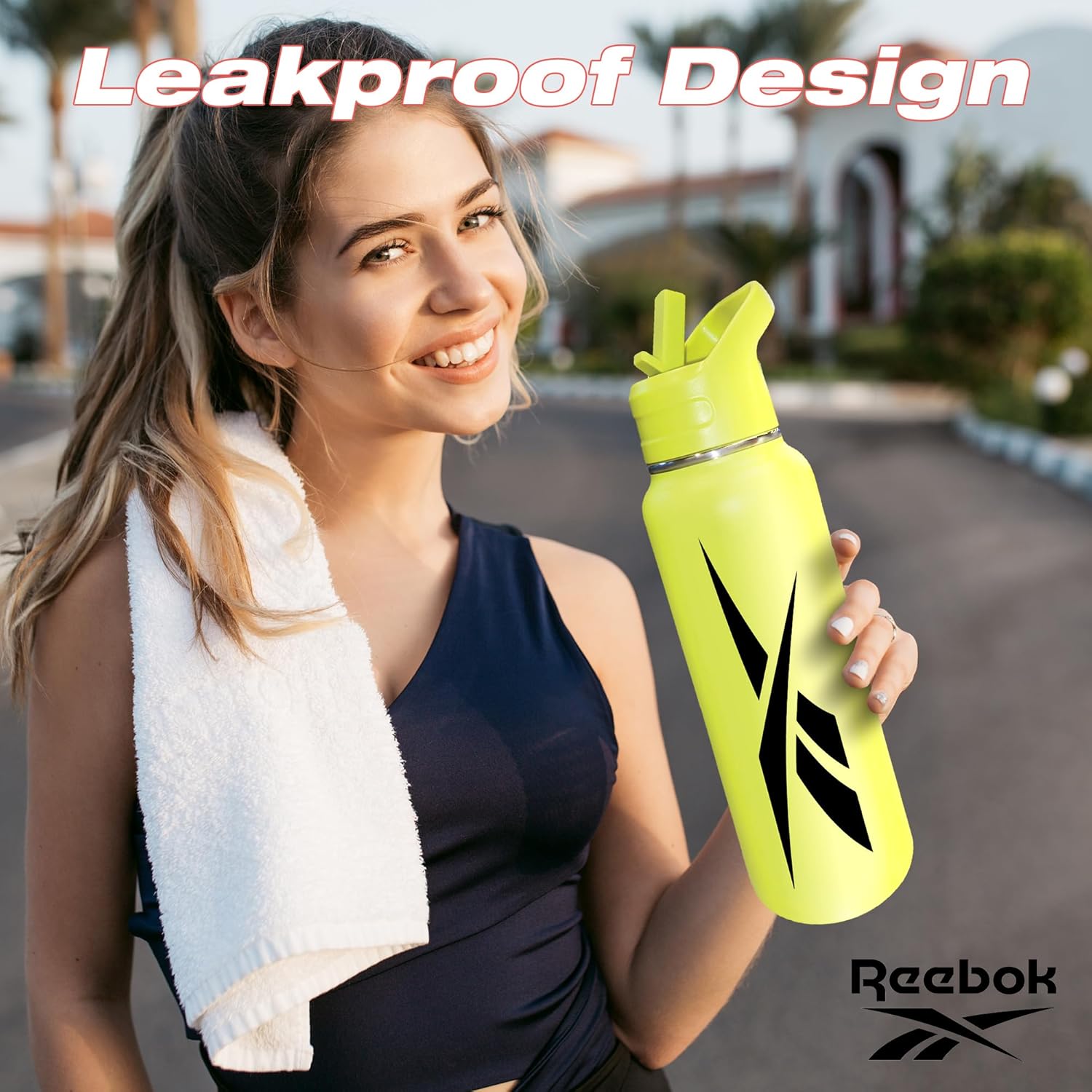 Reebok Botella de agua de acero inoxidable con tapa de popote y diseño atlético, 32 onzas, botella de agua deportiva aislada al vacío de doble pared