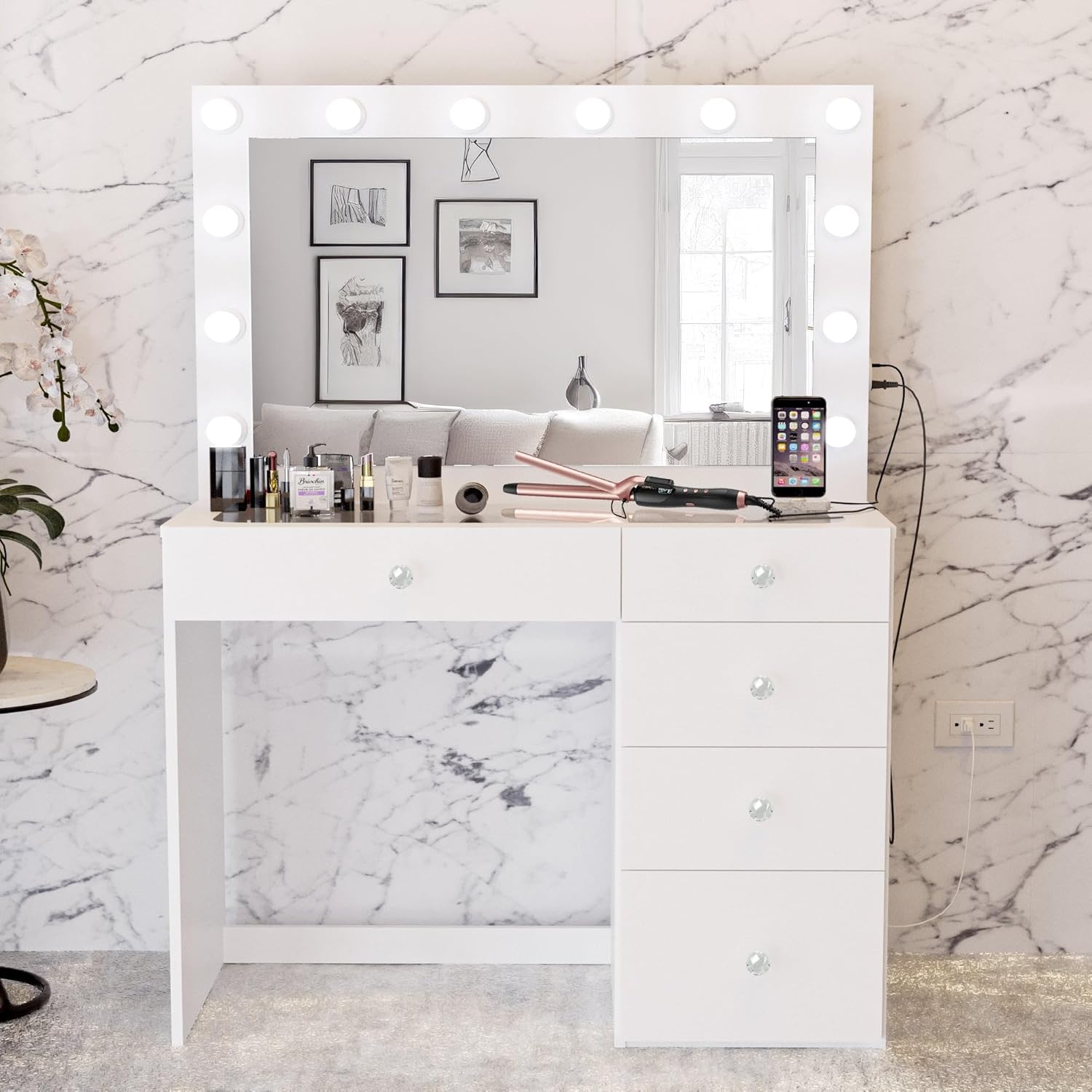 Boahaus Alana – Escritorio de maquillaje blanco con espejo y luces, pomos de bola de cristal, 5 cajones para un amplio almacenamiento, parte