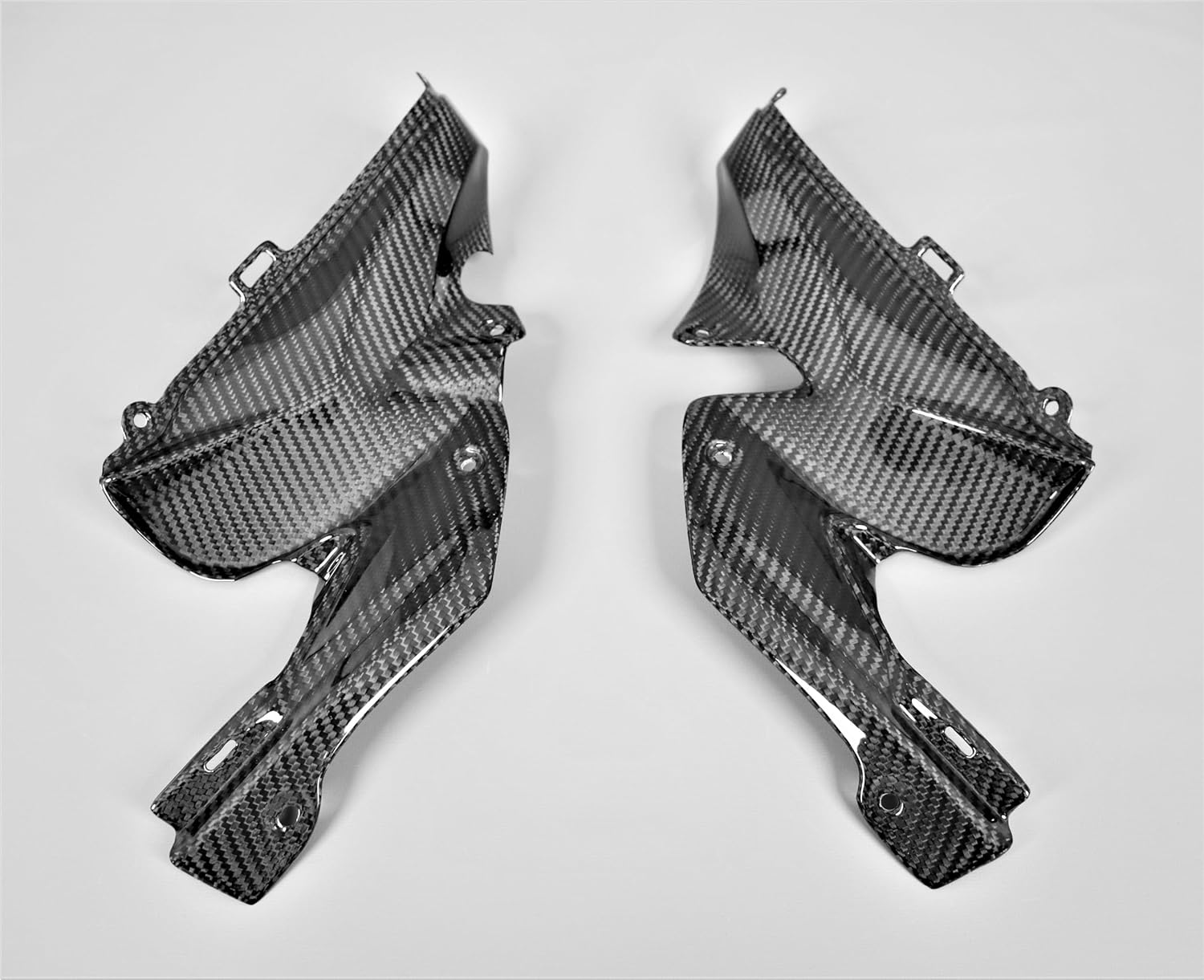 Paneles laterales interiores de fibra de carbono para Kawasaki Z900 2020-2023