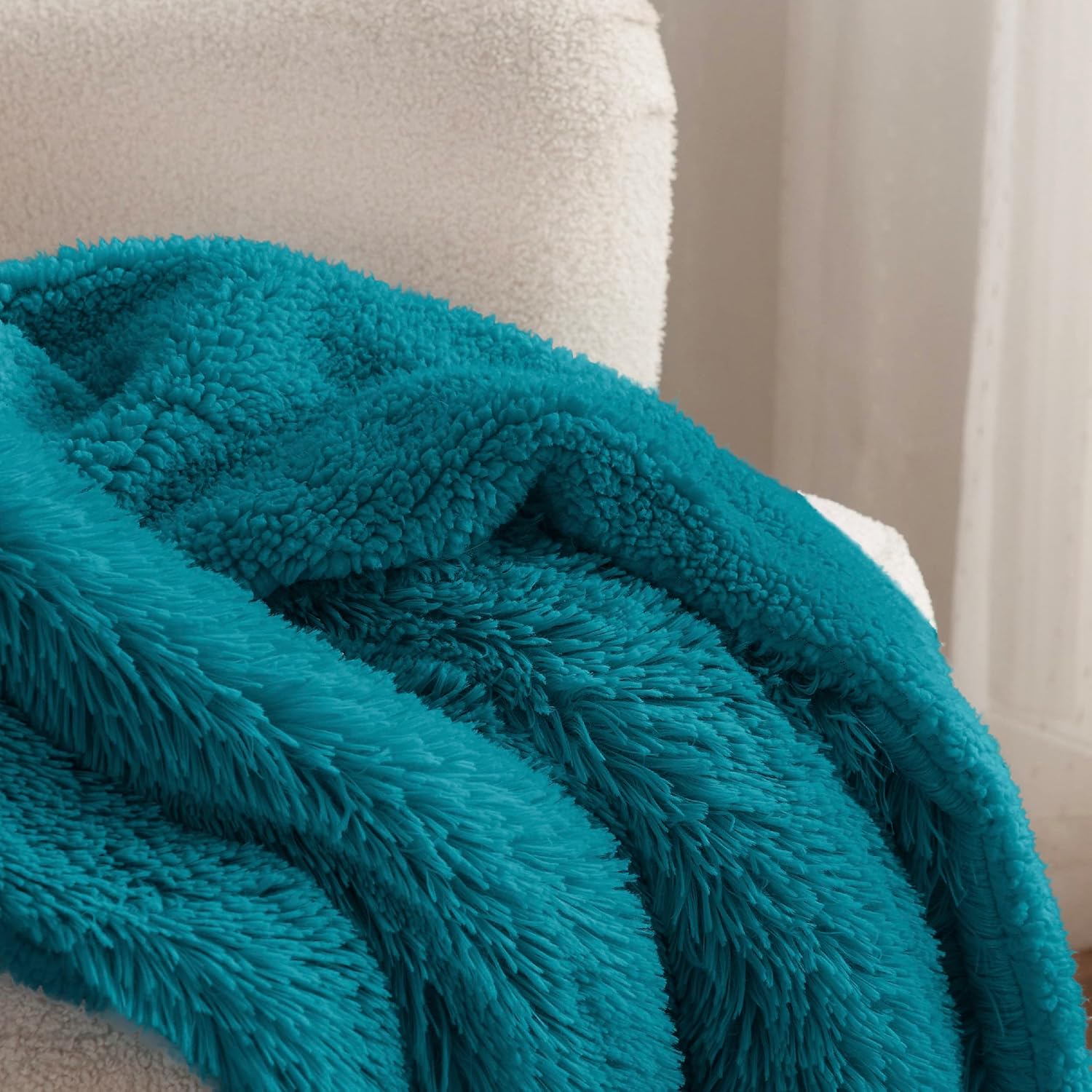 Bedsure – Manta de piel sintética tamaño individual, color verde azulado, peluda, esponjosa y lanuda, , sherpa suave y grueso, de teñido anudado,