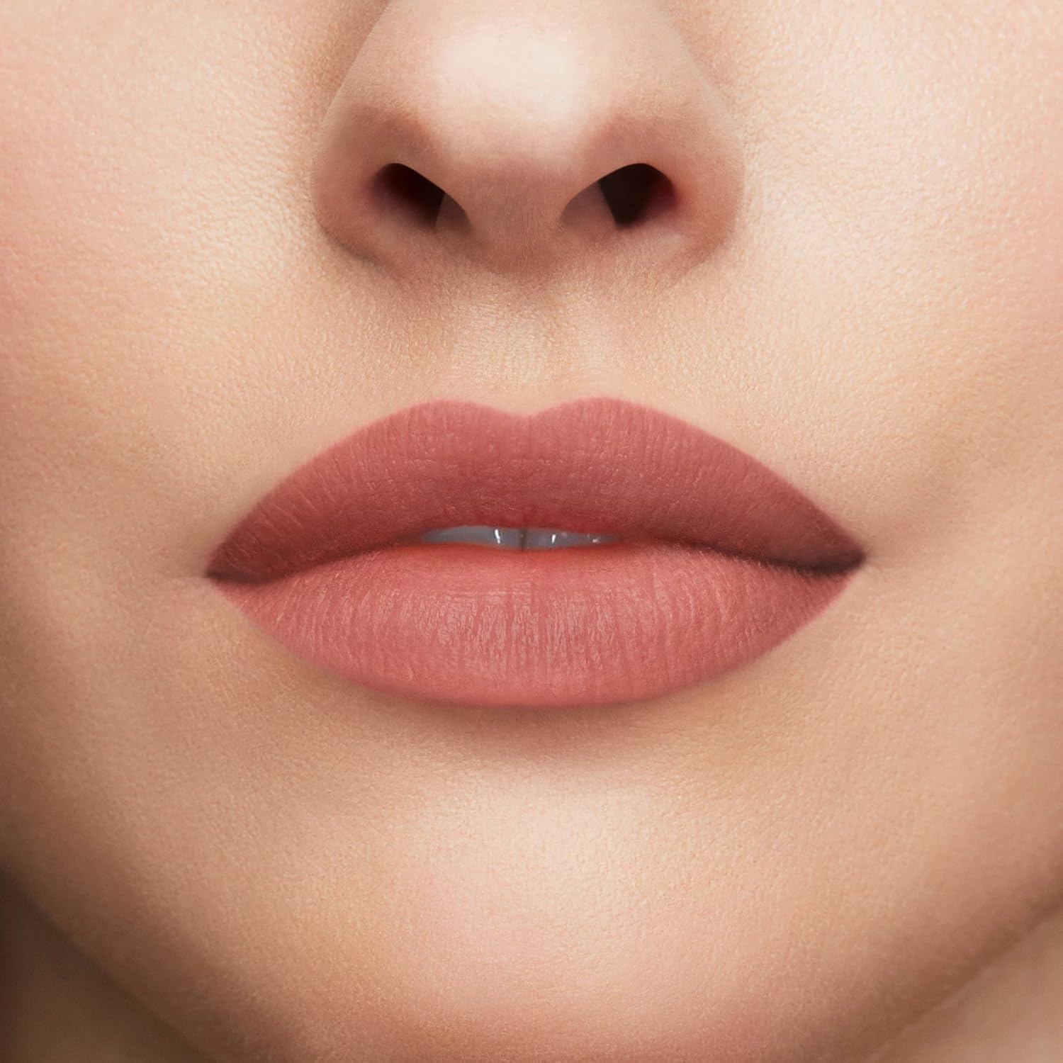 BUXOM Power Line – Delineador de labios voluminoso, de larga duración y retráctil, hidratante con péptidos y vitamina E para regordete, libre de