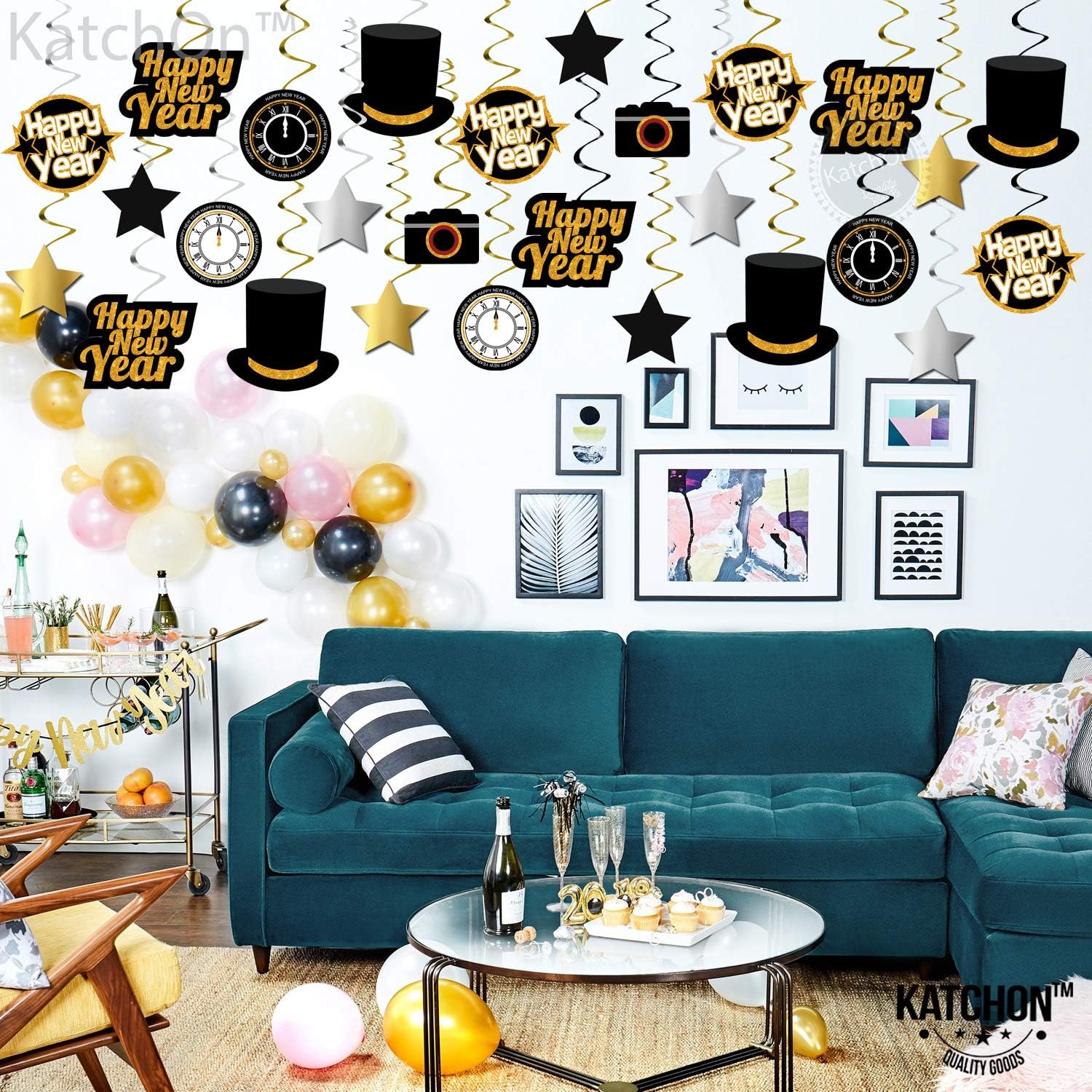 KatchOn, Remolinos colgantes de feliz año nuevo, paquete de 30  Suministros de fiesta de Año Nuevo negro y dorado 2024  Decoraciones de Año Nuevo