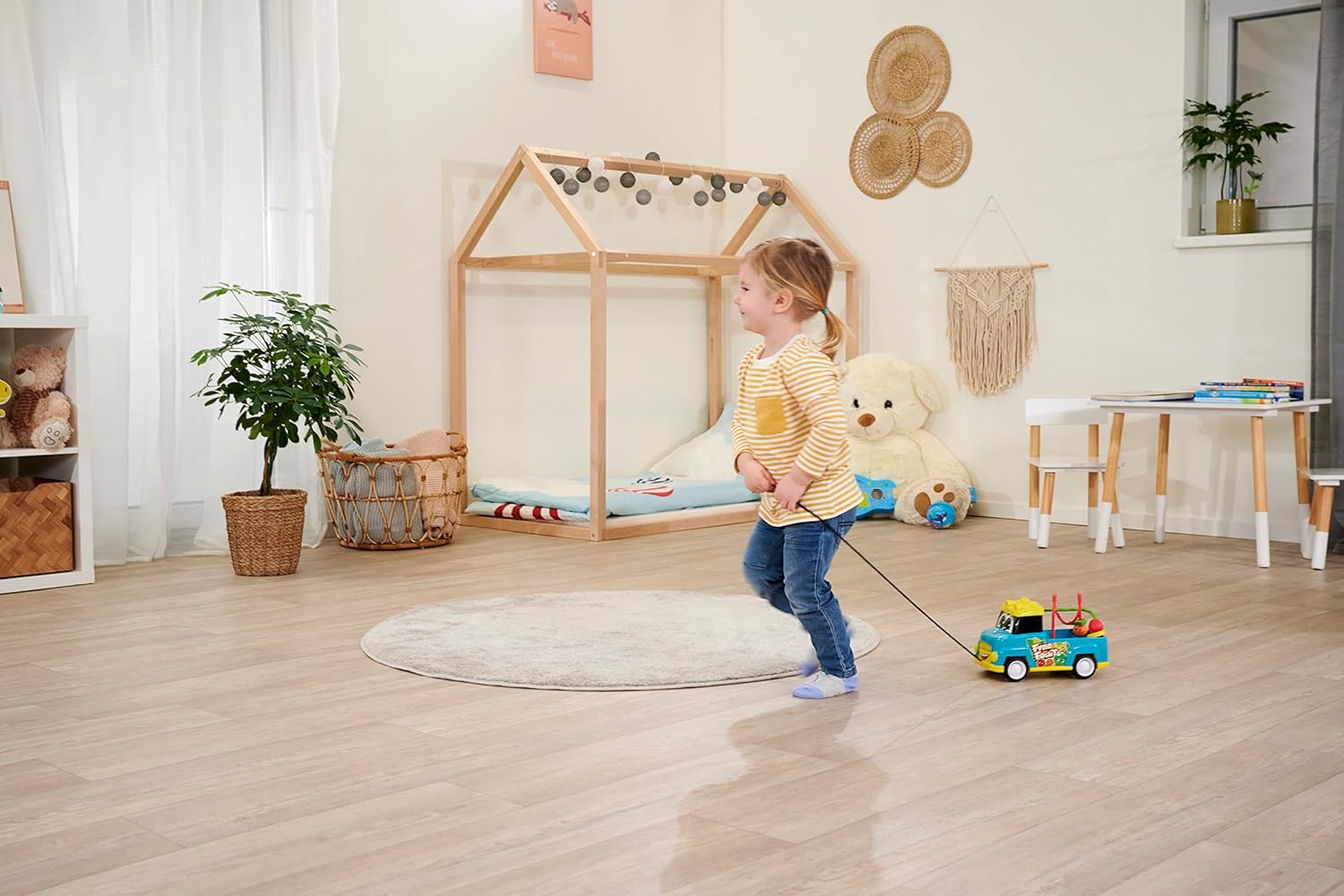 Dickie Toys ABC – Toy Car Fynn Fruit (25 cm) – Pull Toy with Motor Skills Bow, Horn and Cord, Baby Toy from 1 Year (12 Months)