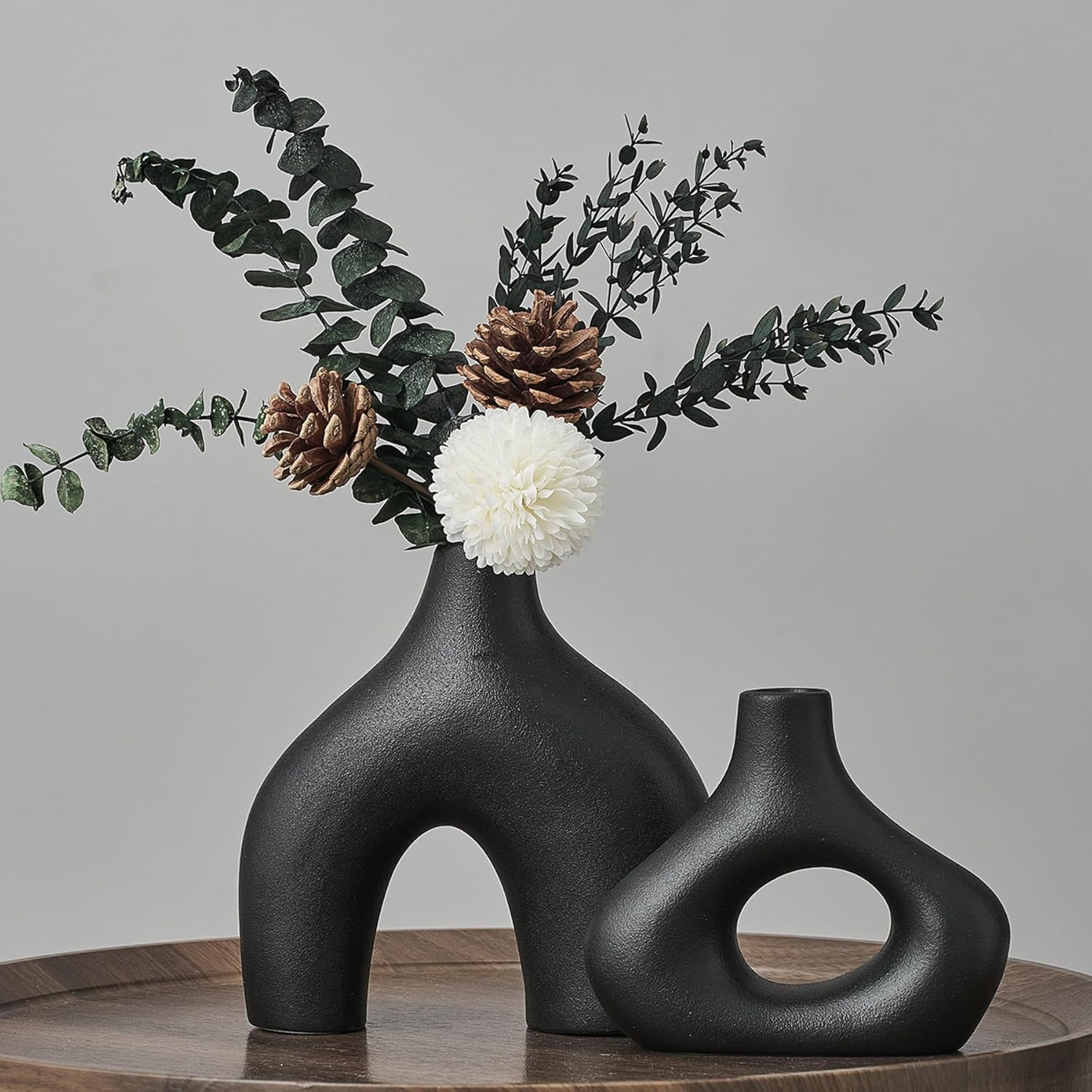 Juego de 2 jarrones de cerámica negra para decoración moderna del hogar, jarrones redondos mate para hierba de las pampas, jarrones de flores