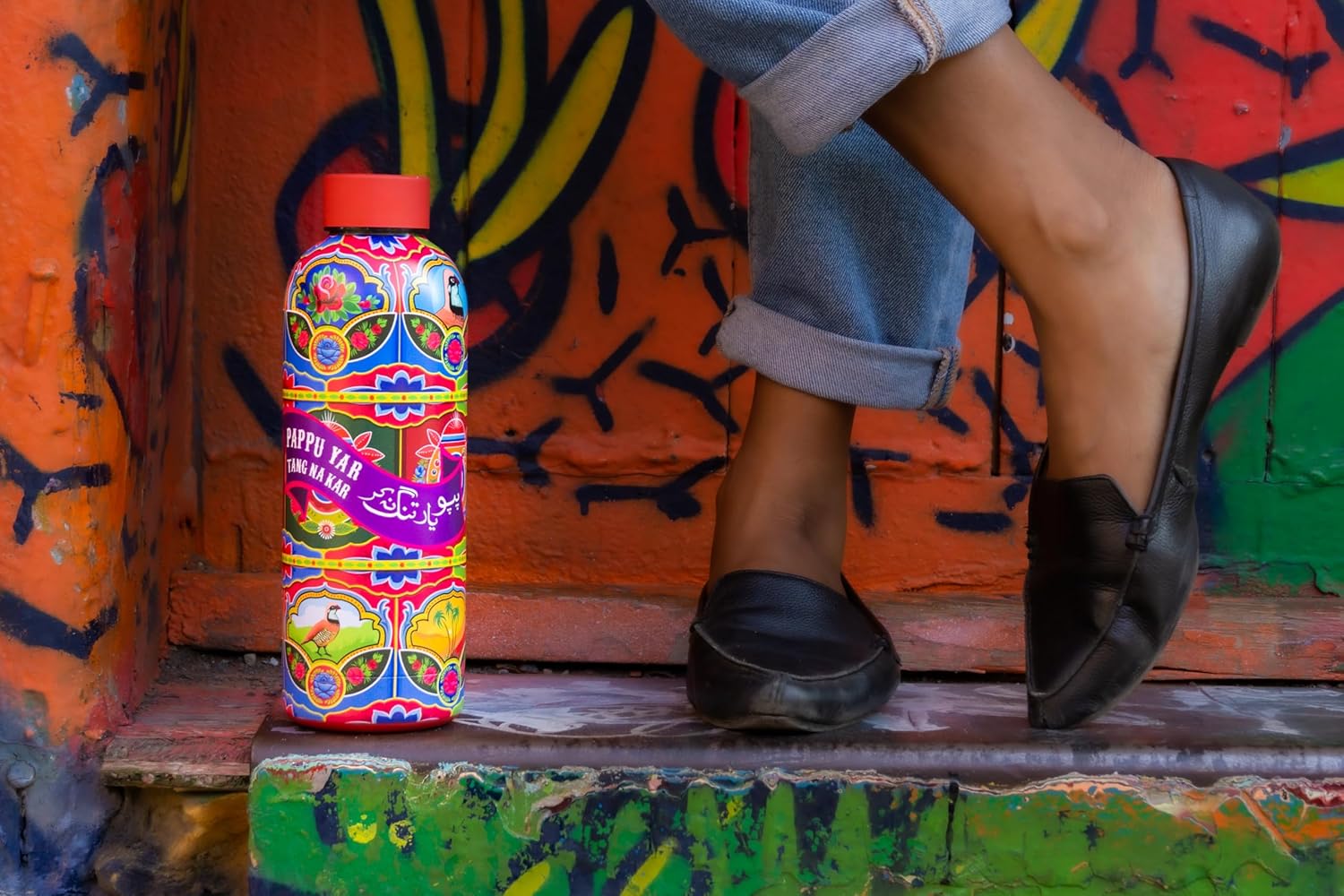 Botella de agua aislada de acero inoxidable de 17 onzas  16.9 fl oz, diseño único de camión paquistaní, a prueba de fugas y sin BPA