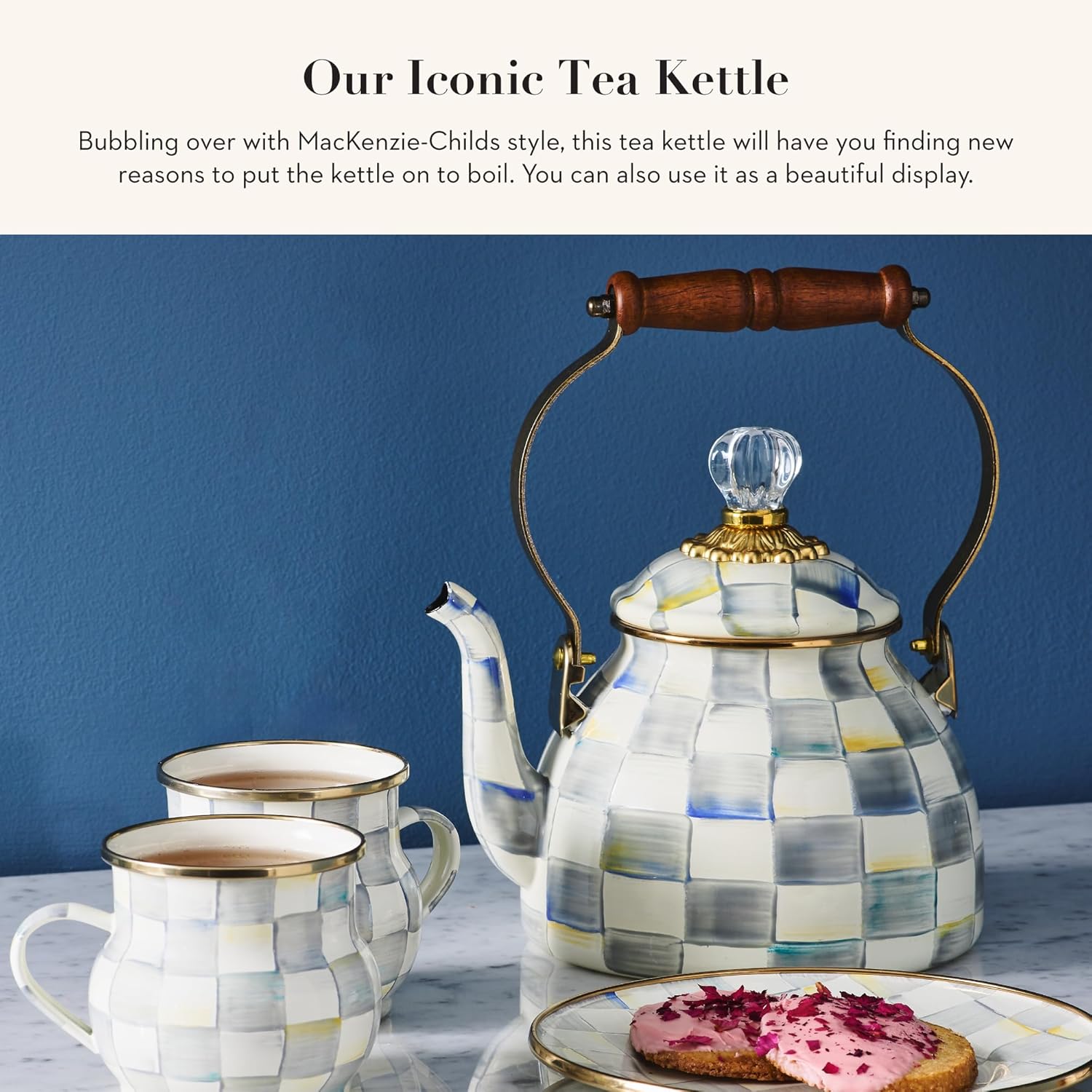 MacKenzie-Childs Sterling Check – Tetera esmaltada, tetera decorativa, capacidad de 2 cuartos de galón