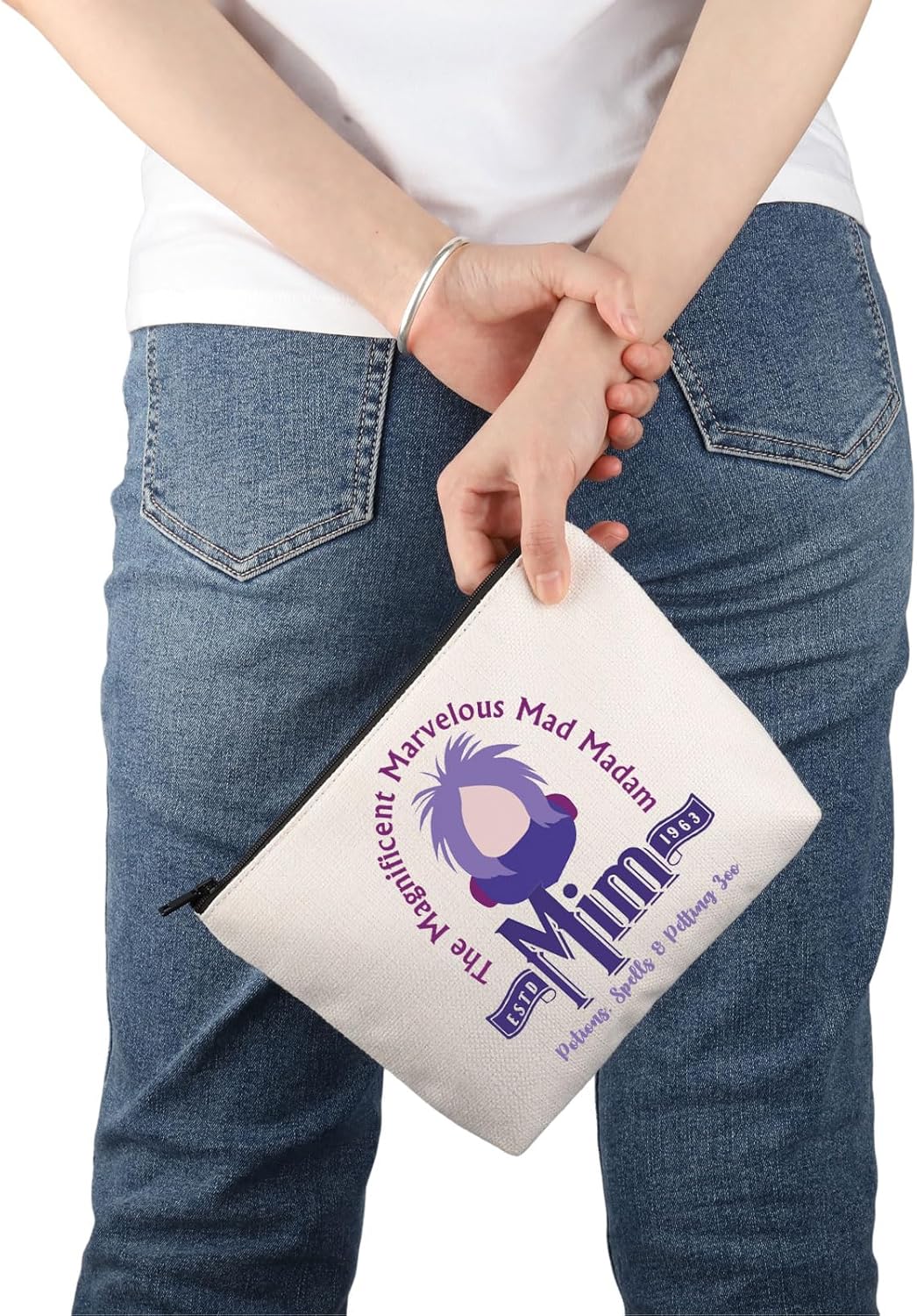 PWHAOO Regalo inspirado en la película de dibujos animados Madam Mim Bolsa de maquillaje Bolsa de cosméticos para fanáticos de la película Merch,