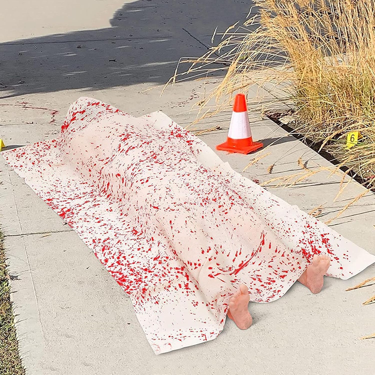 Accesorios de cuerpo muerto de 5.4 pies  Soporte de cuerpo muerto aterrador de Halloween de la tumba para la decoración de casa embrujada más