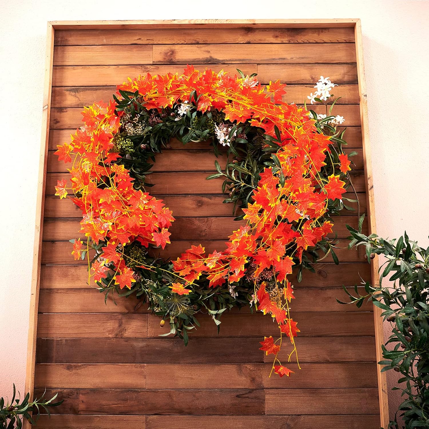 joyhalo Paquete de 24 guirnaldas de hojas de otoño para colgar al aire libre, hojas de arce artificiales para otoño, Acción de Gracias, decoración
