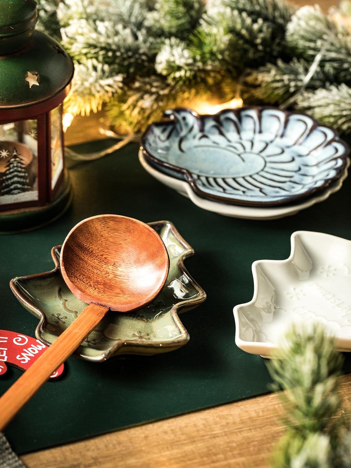 YHOSSEUN Soporte para cuchara de Navidad para la parte superior de la estufa, soporte de cuchara de cerámica para encimera de cocina, lindo soporte