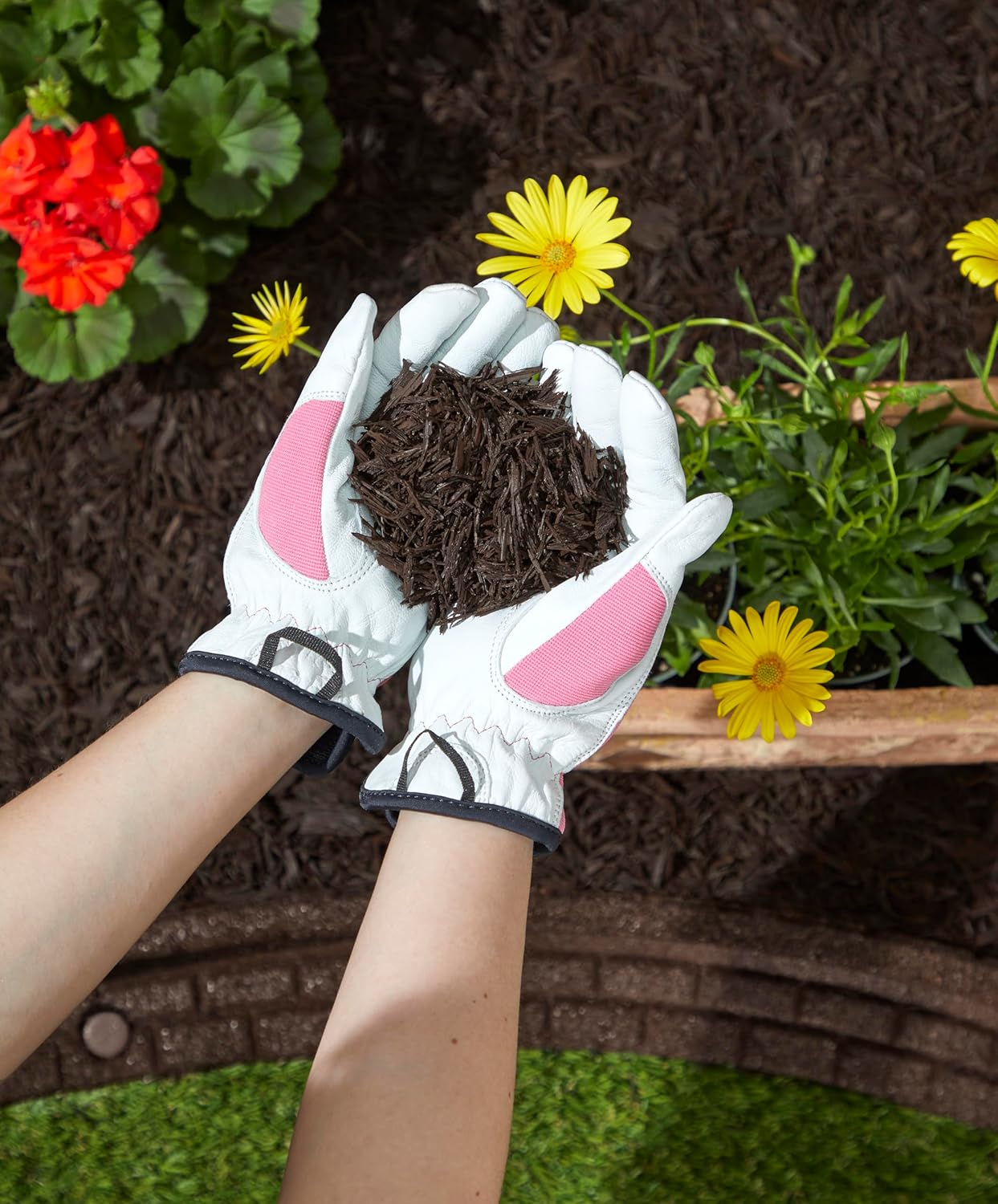Mantillo de goma triturada prémium para jardines, césped y paisajismo, color de larga duración, parece mantillo de madera natural (37.5 pies cúbicos