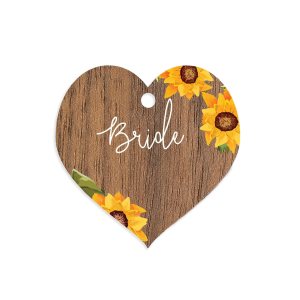 Personalized wedding heart favor tags wooden wedding hearts  color table decor  Mr & Mrs Love Heart Wedding Table Decoration  Custom Favours Rustic Personalized wedding heart favor tags wooden wedding hearts  color table decor  Mr & Mrs Love Heart Wedding Table Decoration  Custom Favours Rustic