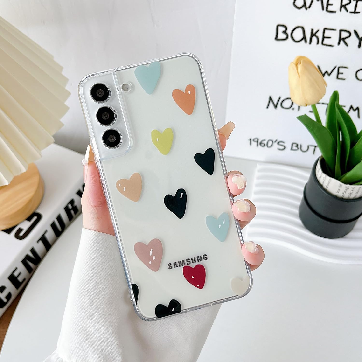 ZTOFERA Compatible con Samsung Galaxy S22 Plus 5G, funda protectora transparente con bonito diseño de corazón en relieve para mujeres y niñas,